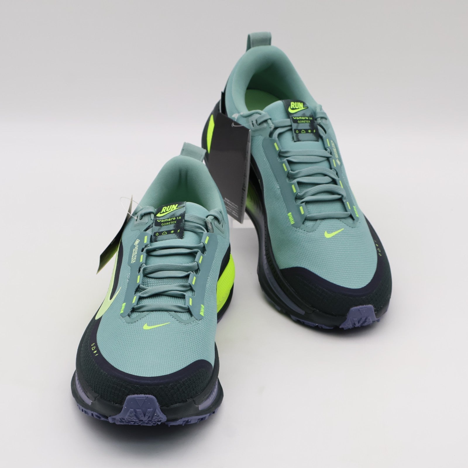 HQ7001-300 Nike Vomero 18 GORE-TEX Seaweed Cannon Volt Barely Volt (Men's)