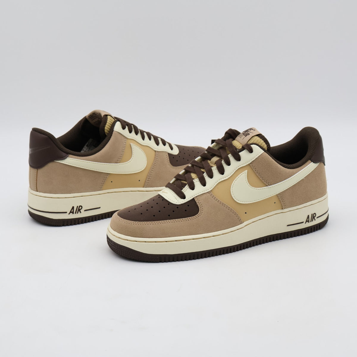 FB8878-200 Nike Air Force 1 '07 LV8 Hemp Baroque Brown Coconut Milk (Men's)