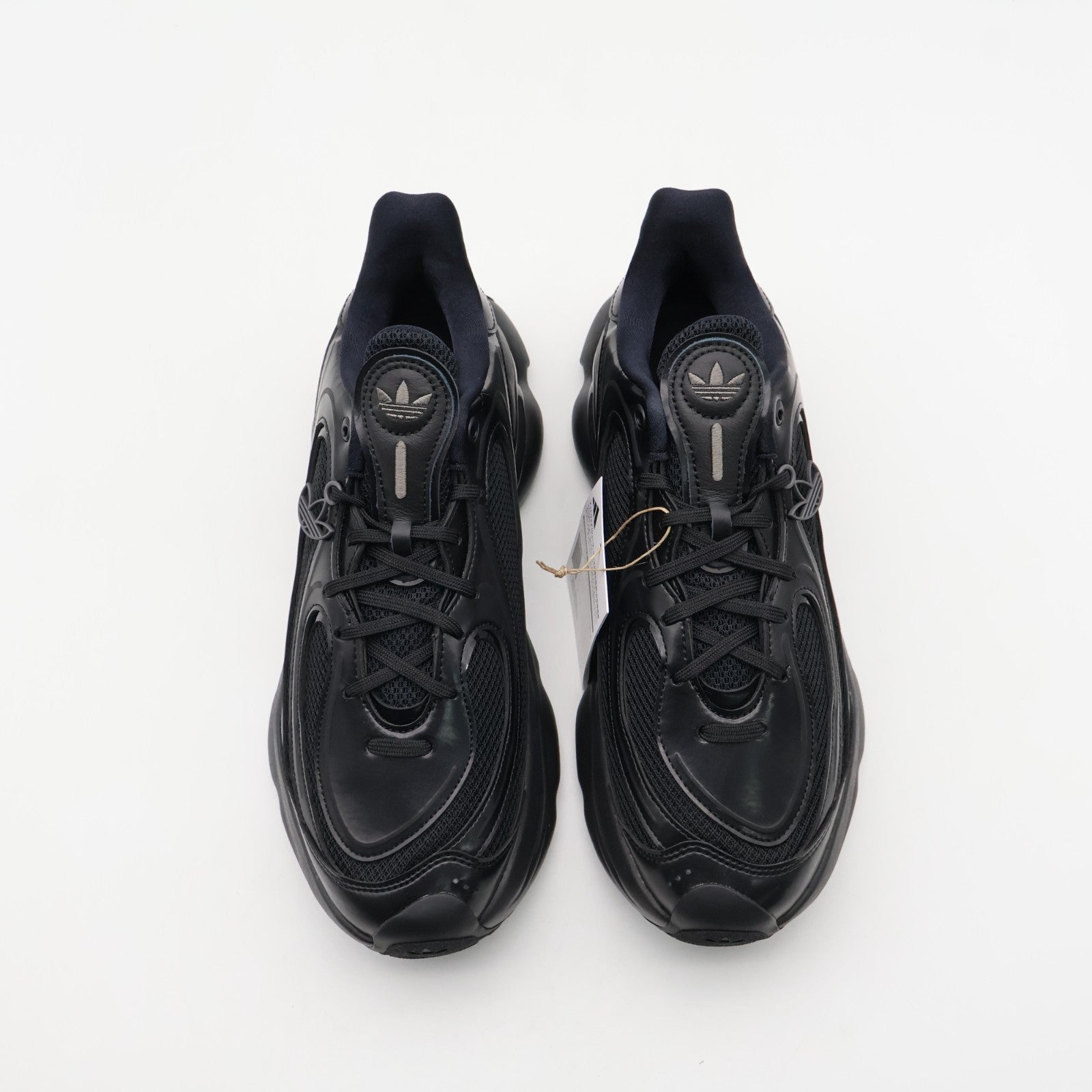 JS2468 adidas Originals Ozvenuz Core Black Charcoal Core White (Women's)