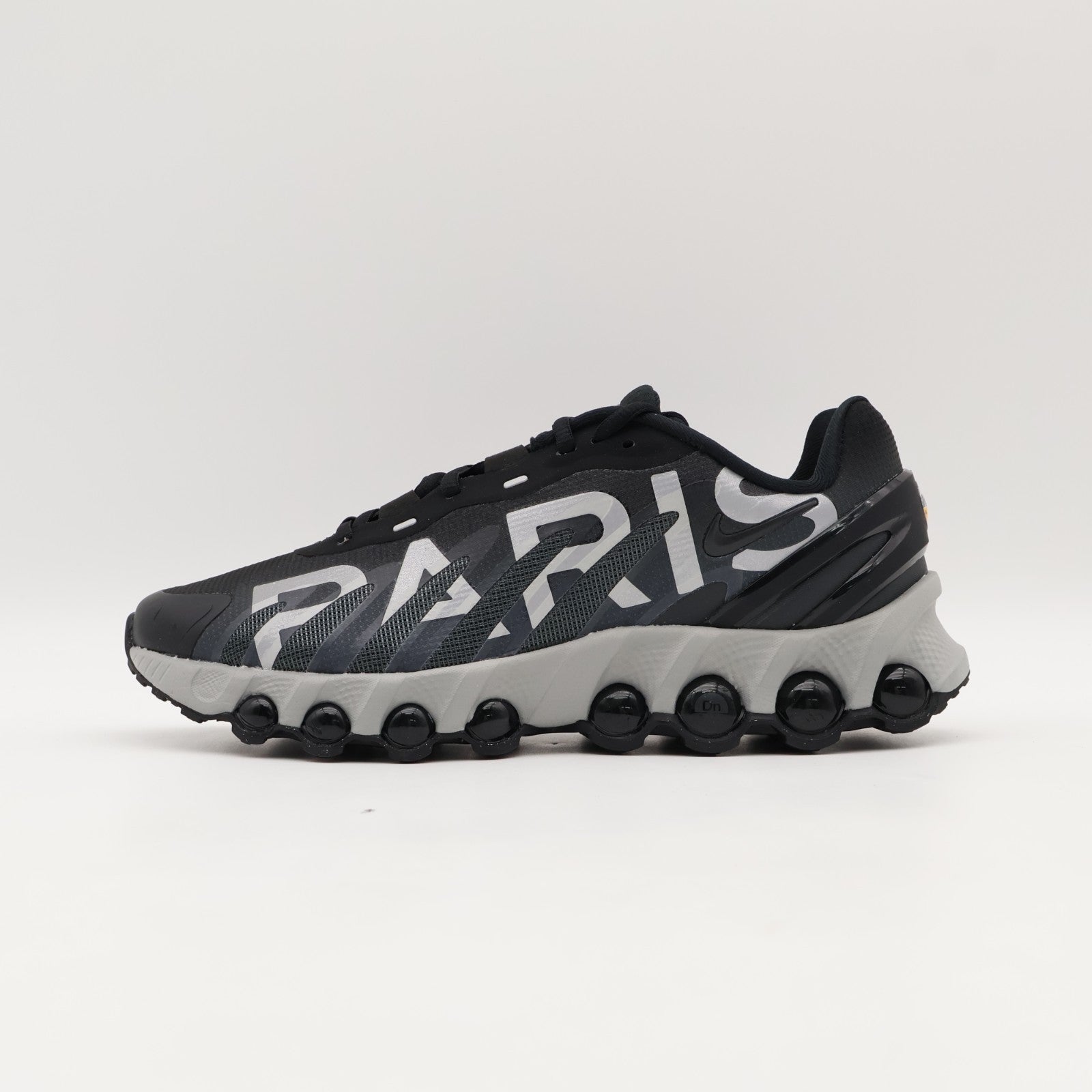 IH2140-001 PSG Ã Nike Air Max DN8 Black White (Men's)