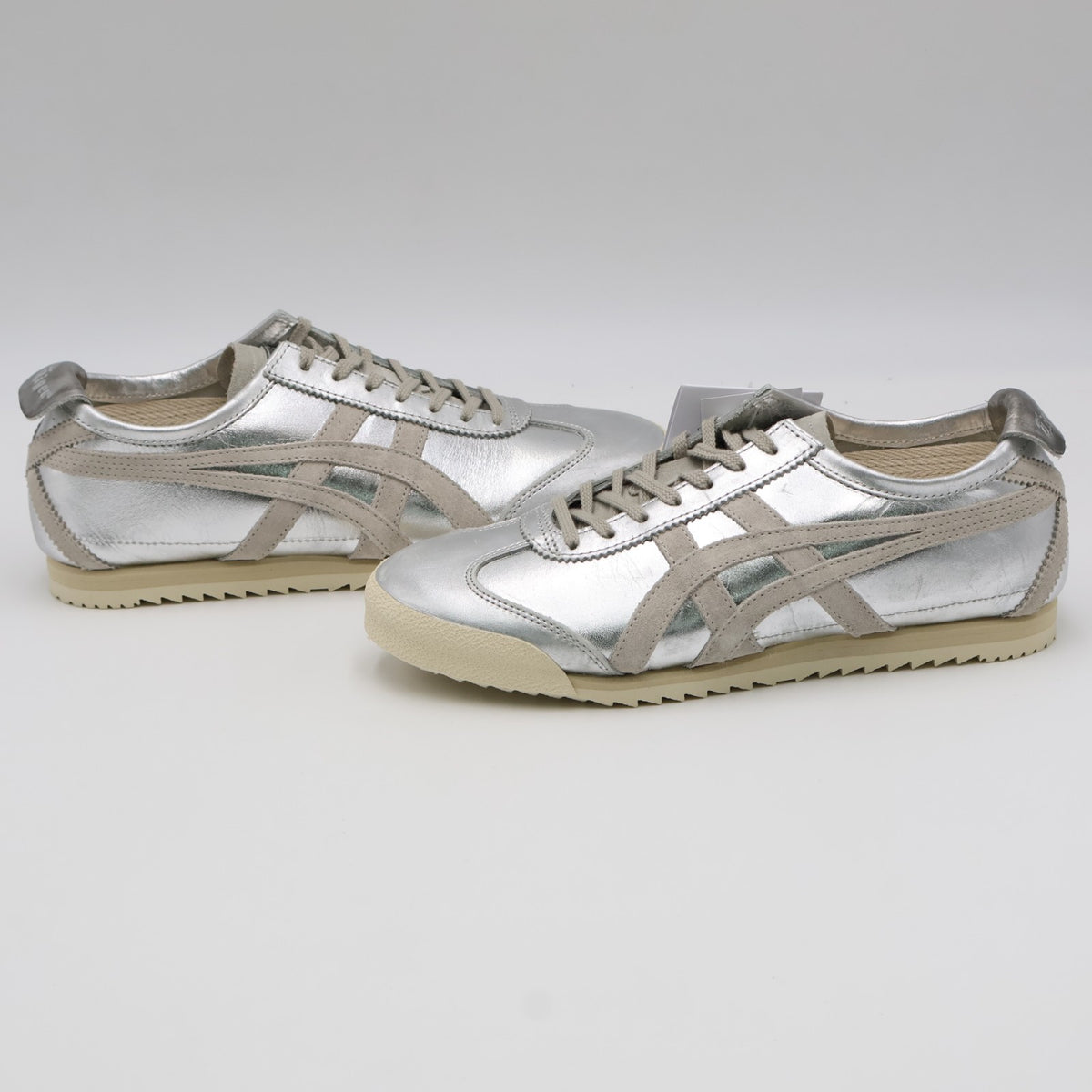 1182A467-020 Onitsuka Tiger Mexico 66 Deluxe Silver Piedmont Grey (Women's)