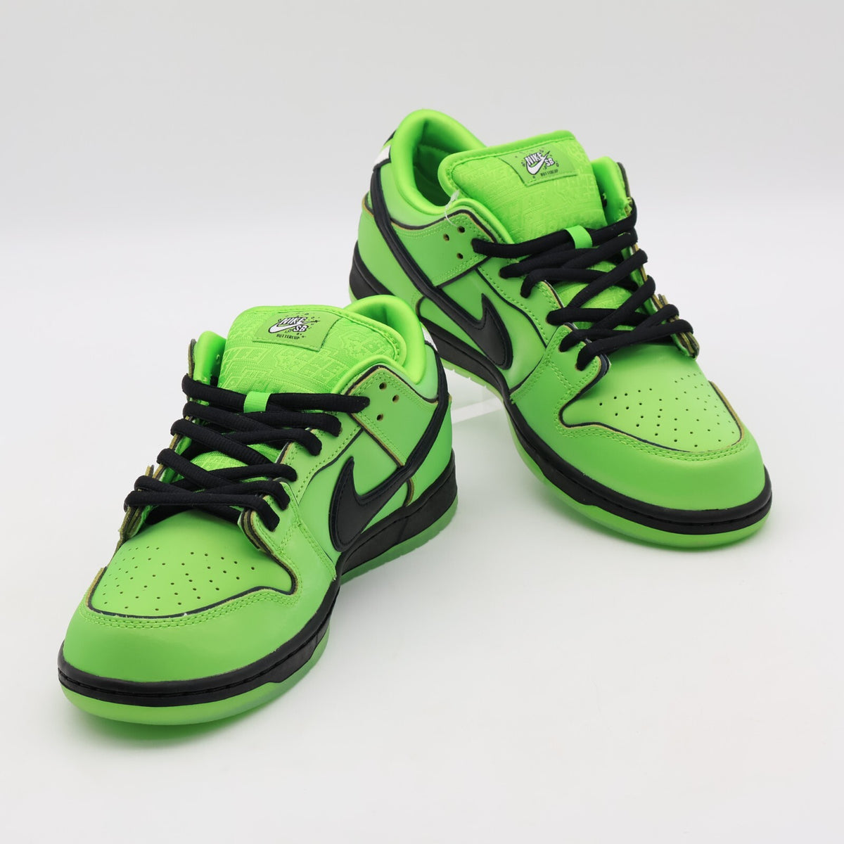 FZ8319-300 The Powerpuff Girls Nike SB Dunk Low Pro QS Buttercup (Men's)