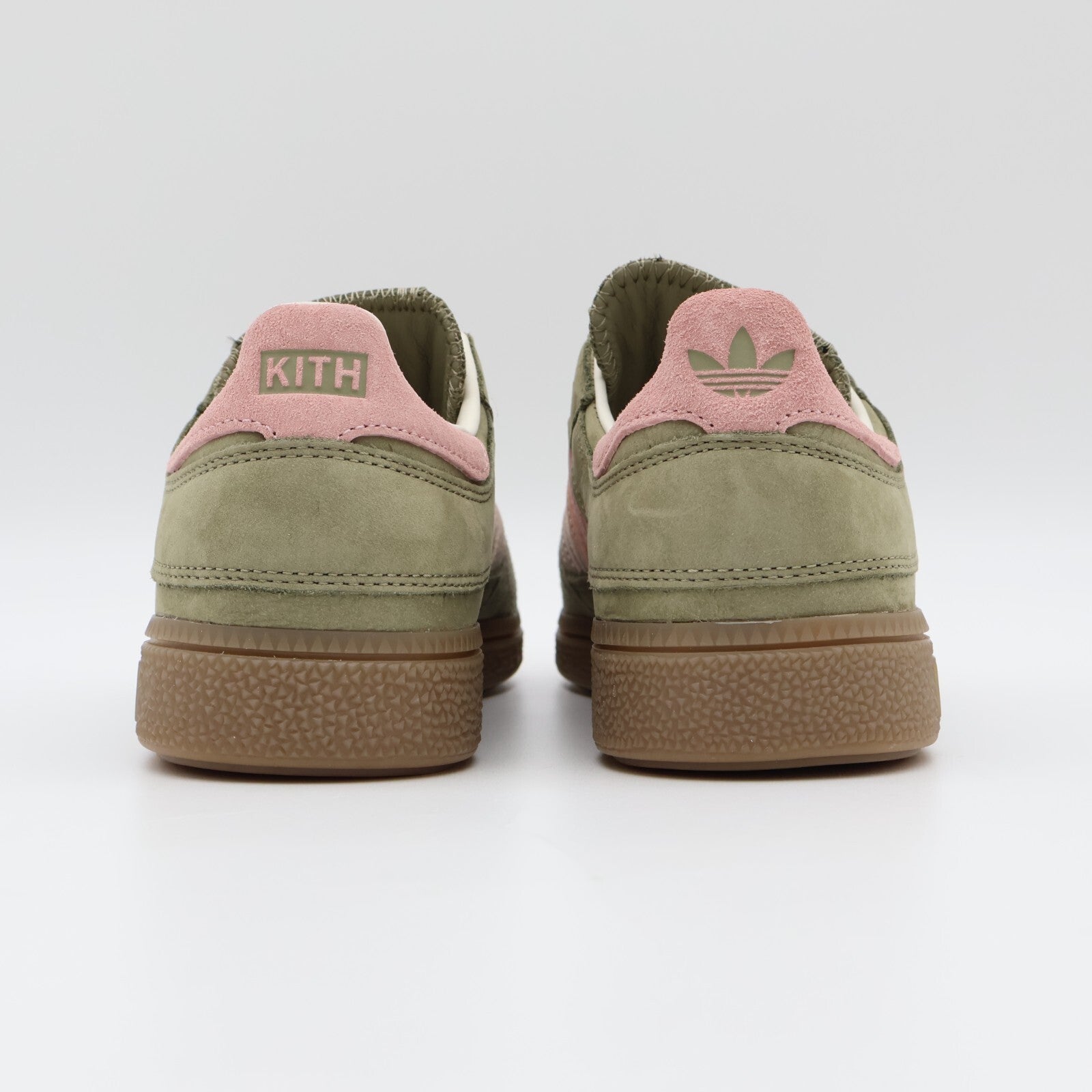 IH2622 KITH Classics adidas Originals Handball Top Gum (Men's)