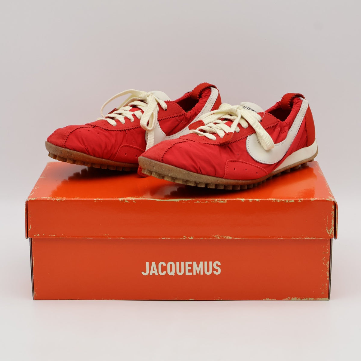 HV8547-600 Jacquemus Ã Nike Moon Shoe SP University Red ( Women's )