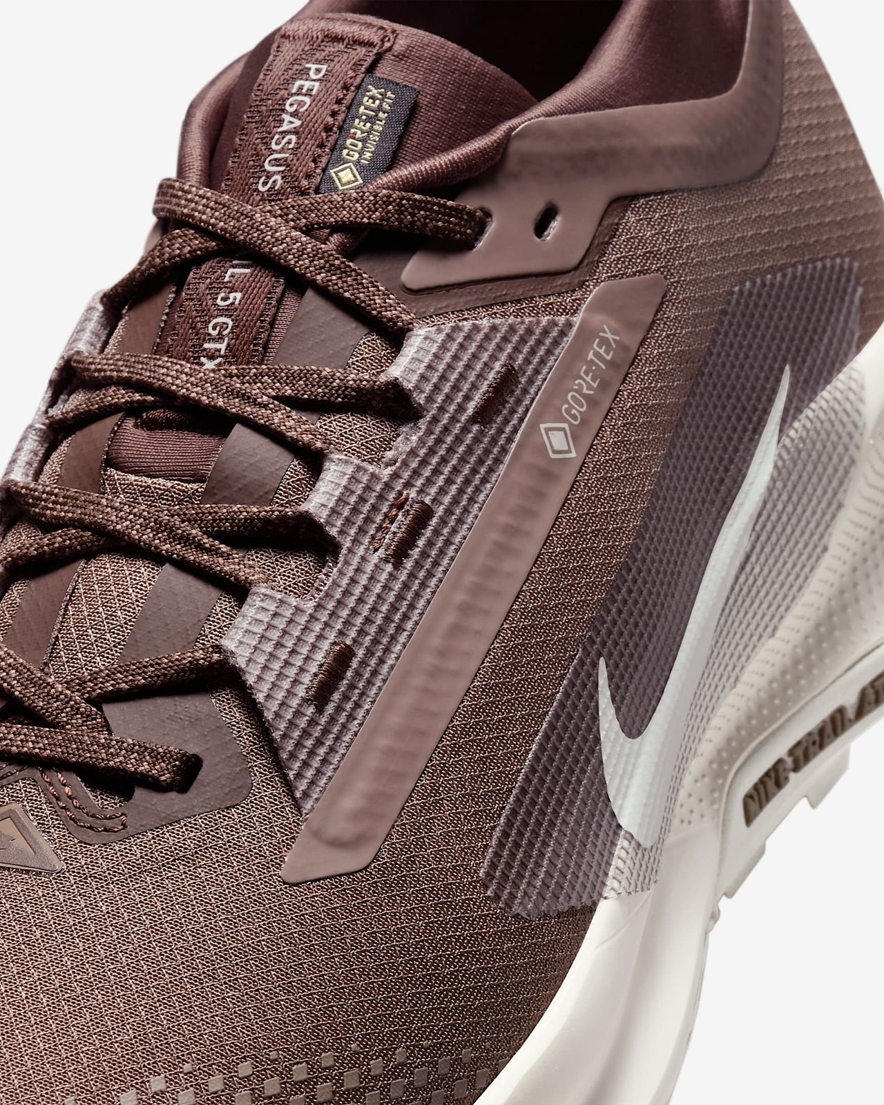 HQ7494-200 Nike Pegasus Trail 5 GORE-TEX SP Mink Brown Moon Particle (Men's)
