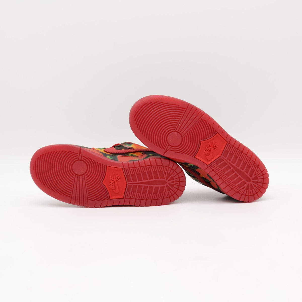 FZ1236-600 The Wizard of Oz Nike SB PS Dunk Low Poppy Field (Kids)