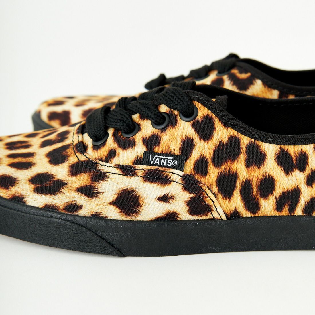 VN000D04LPR Vans Authentic Lowpro Leopard (Men's)