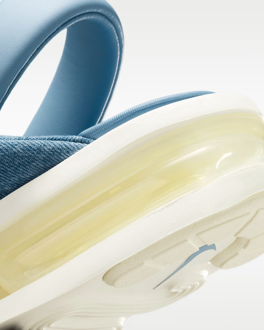 IR5819-486 Nike Air Max Isla Sandal Work Blue Sail (Women's)