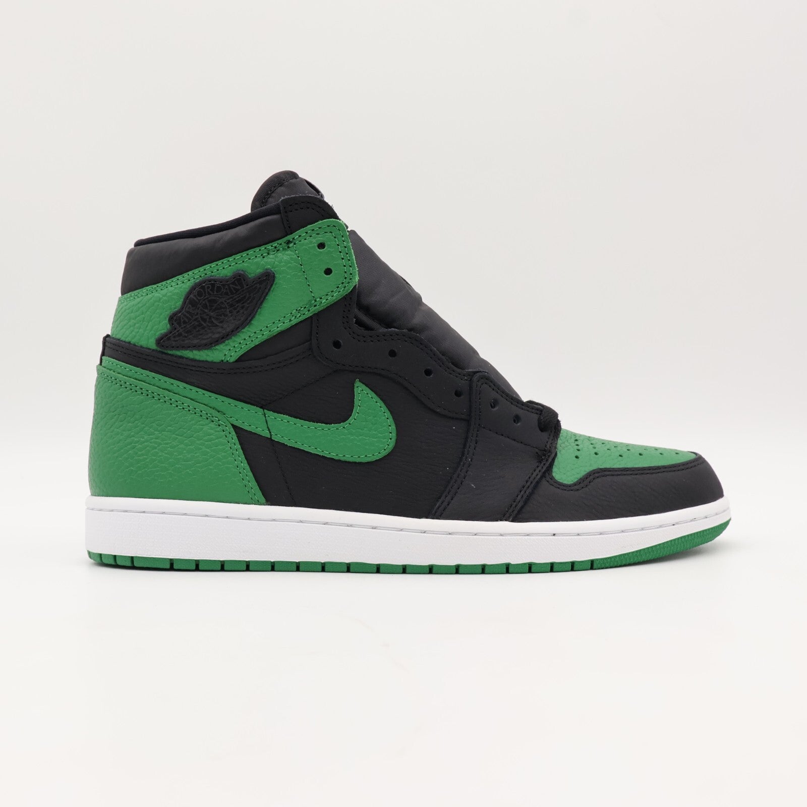 555088-030 Nike Air Jordan 1 Retro High OG Pine Green White Black Gym Red(Men's)