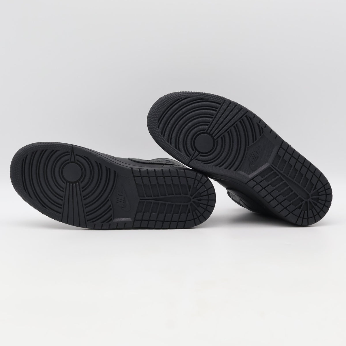 554724-093 Nike Air Jordan 1 Mid Triple Black (Men's)
