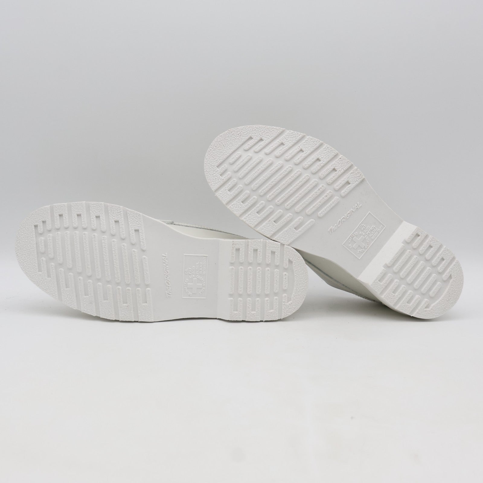 42218100 MM6 Maison Margiela Dr.Martens Penton 1461 Loafers White (Men's)