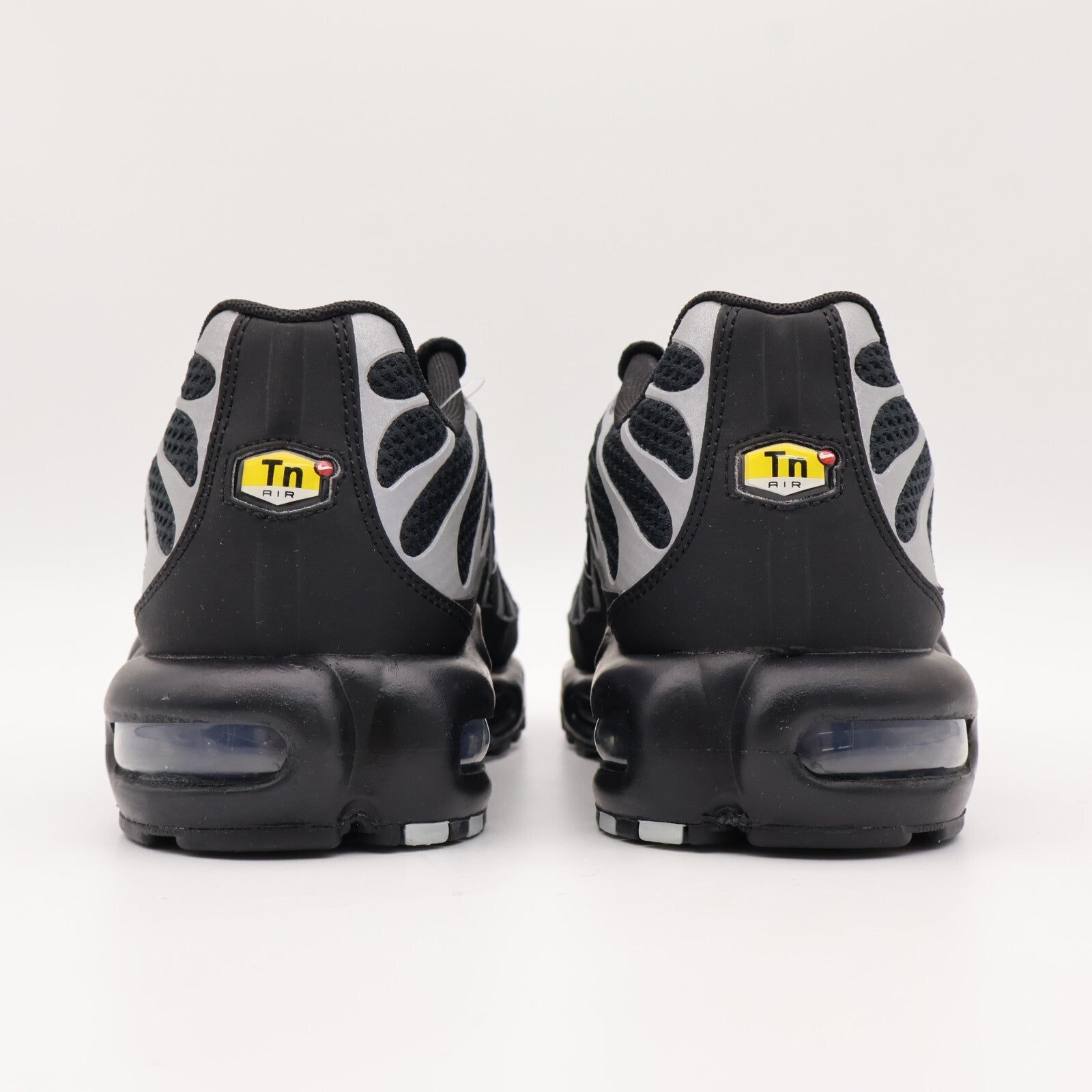 HQ3029-001 Nike Air Max Plus Black Reflective Silver (Men's)