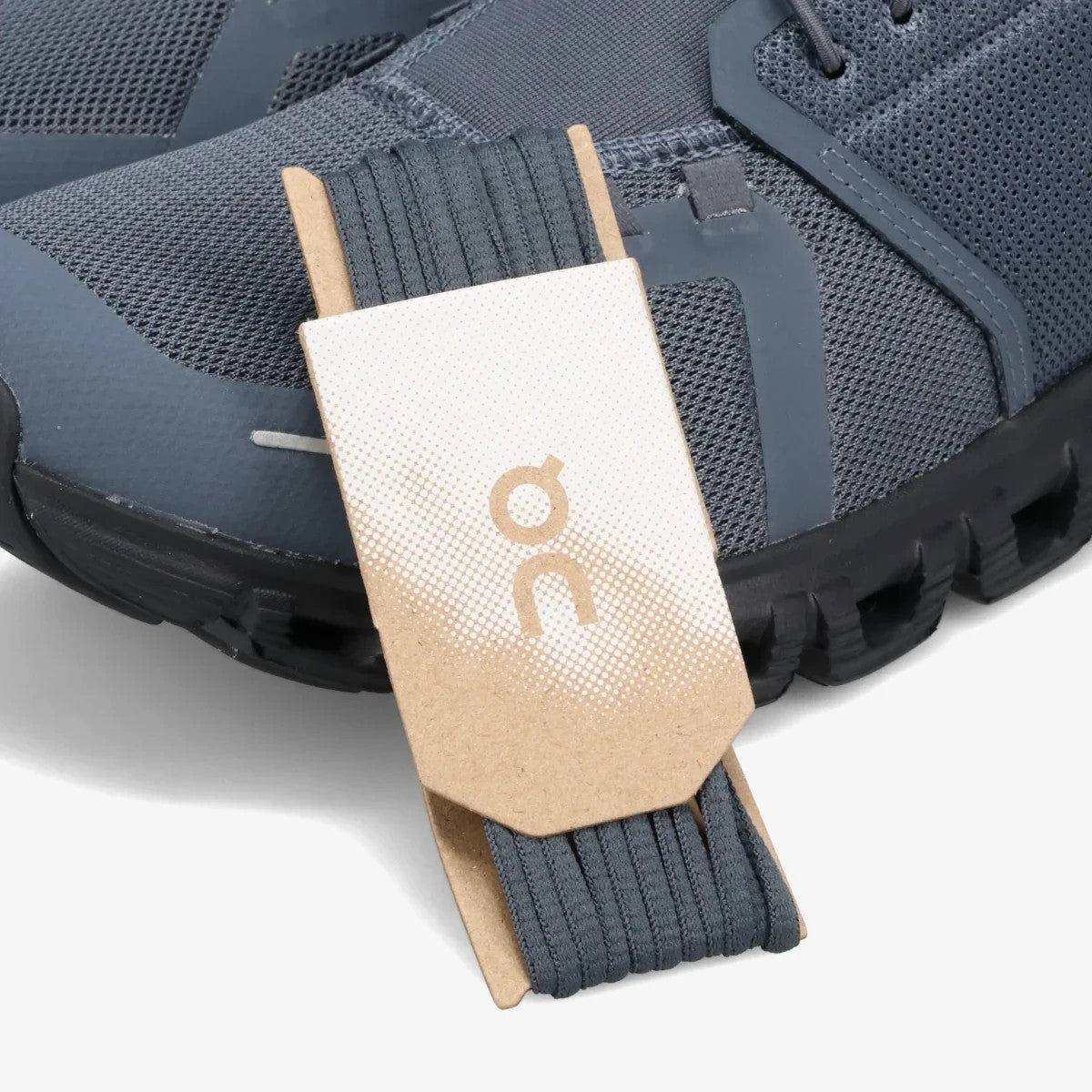 3MF10070516 On Cloud 6 M (Men's)