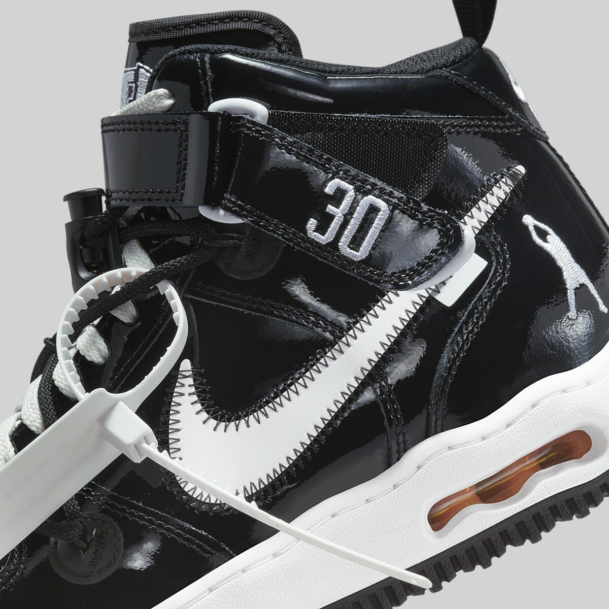 DR0500-001 Off-White Ã Nike Air Force 1 Mid  Sheed  (Men's)