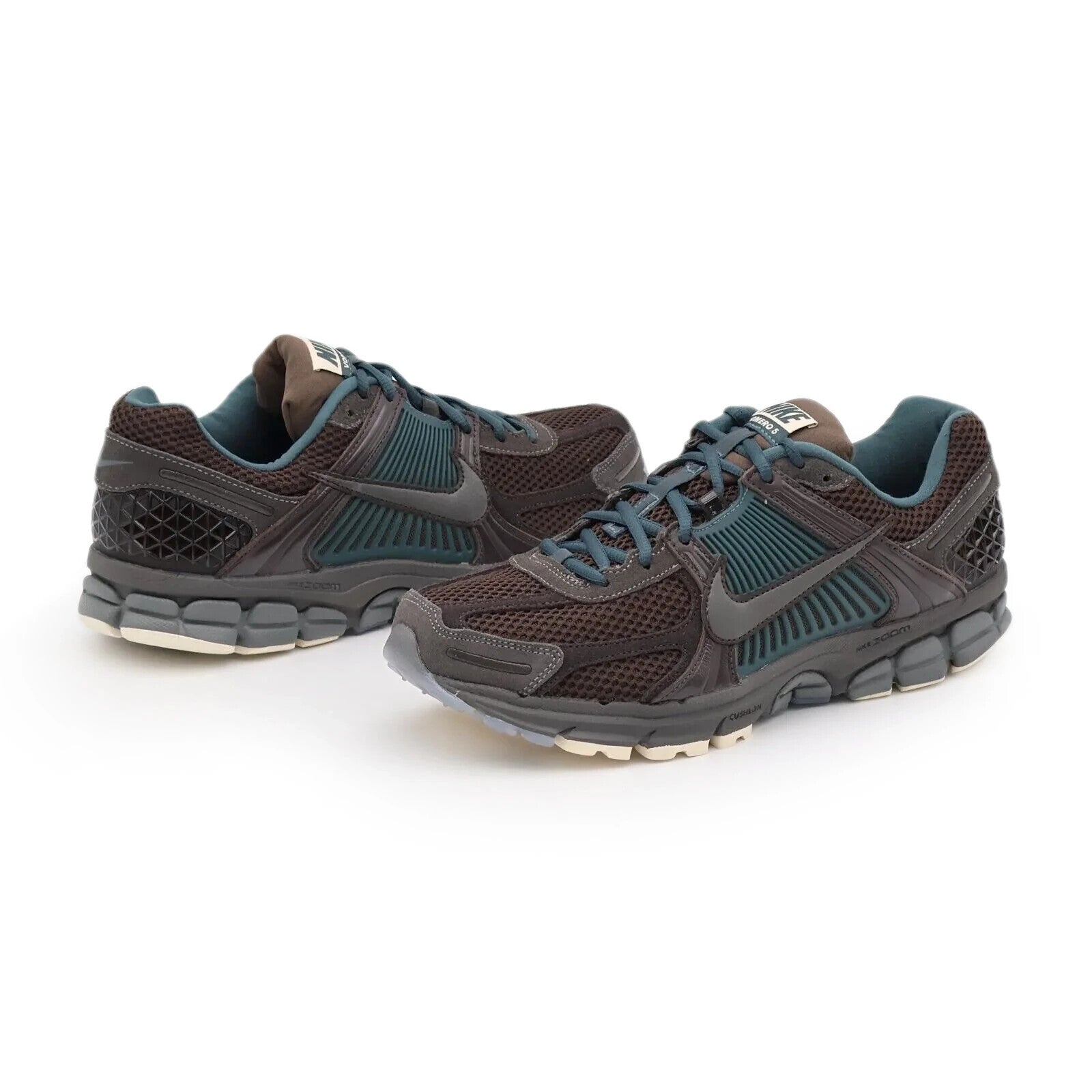 FQ8174-237 Nike Zoom Vomero 5 PRM Velvet Brown and Medium Ash (Men's)