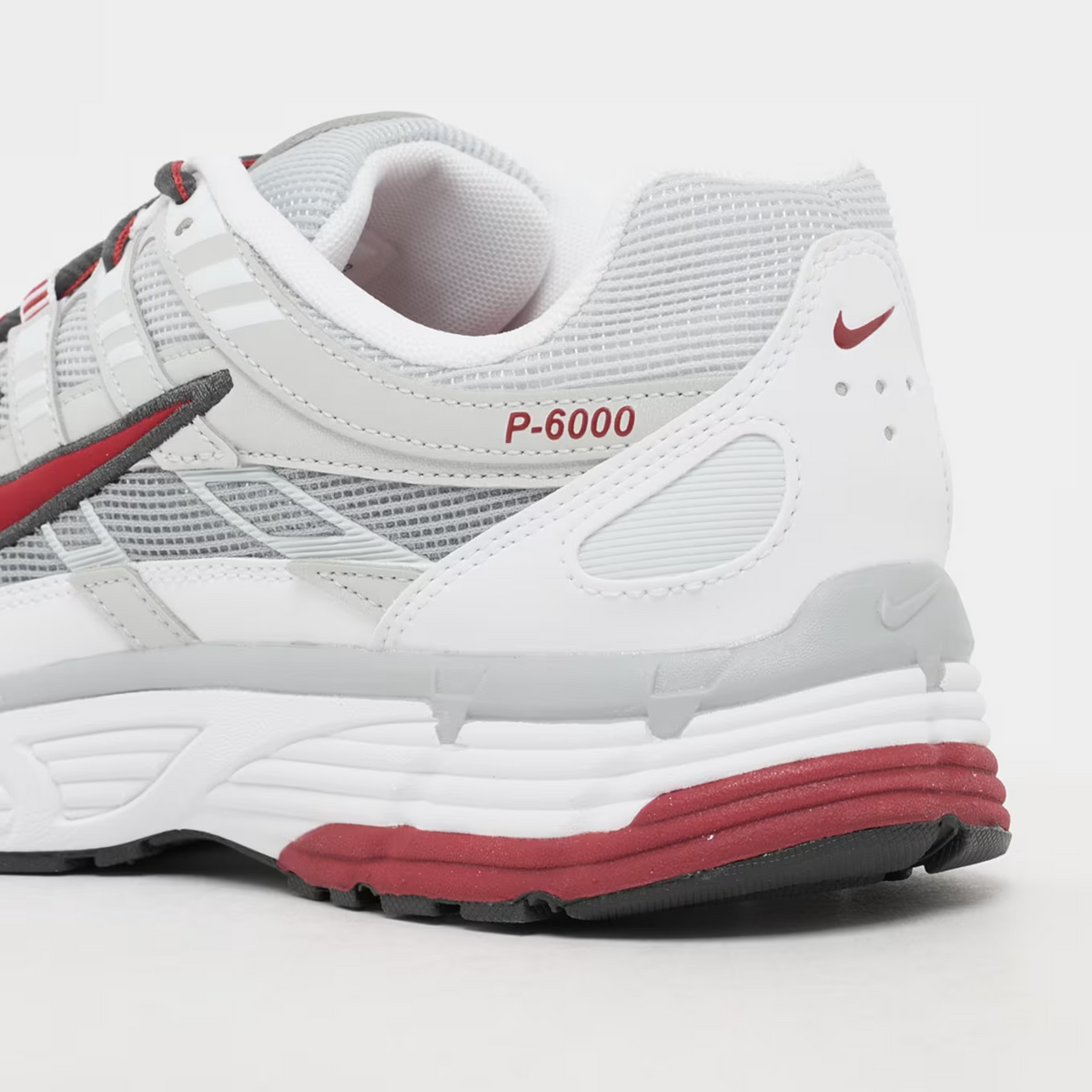 IR5279-100 Nike P-6000 "White/Pure Platinum" (Men's)