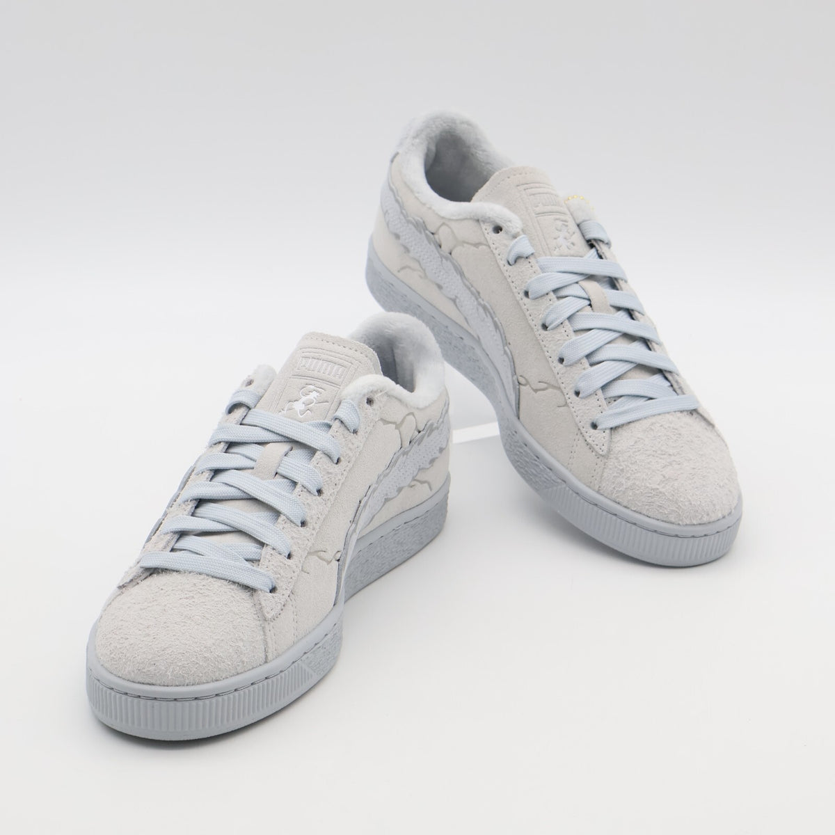 396524-01 ONE PIECE Puma Suede Luffy Gear 5 Feather Gray Platinum Gray (Men's)