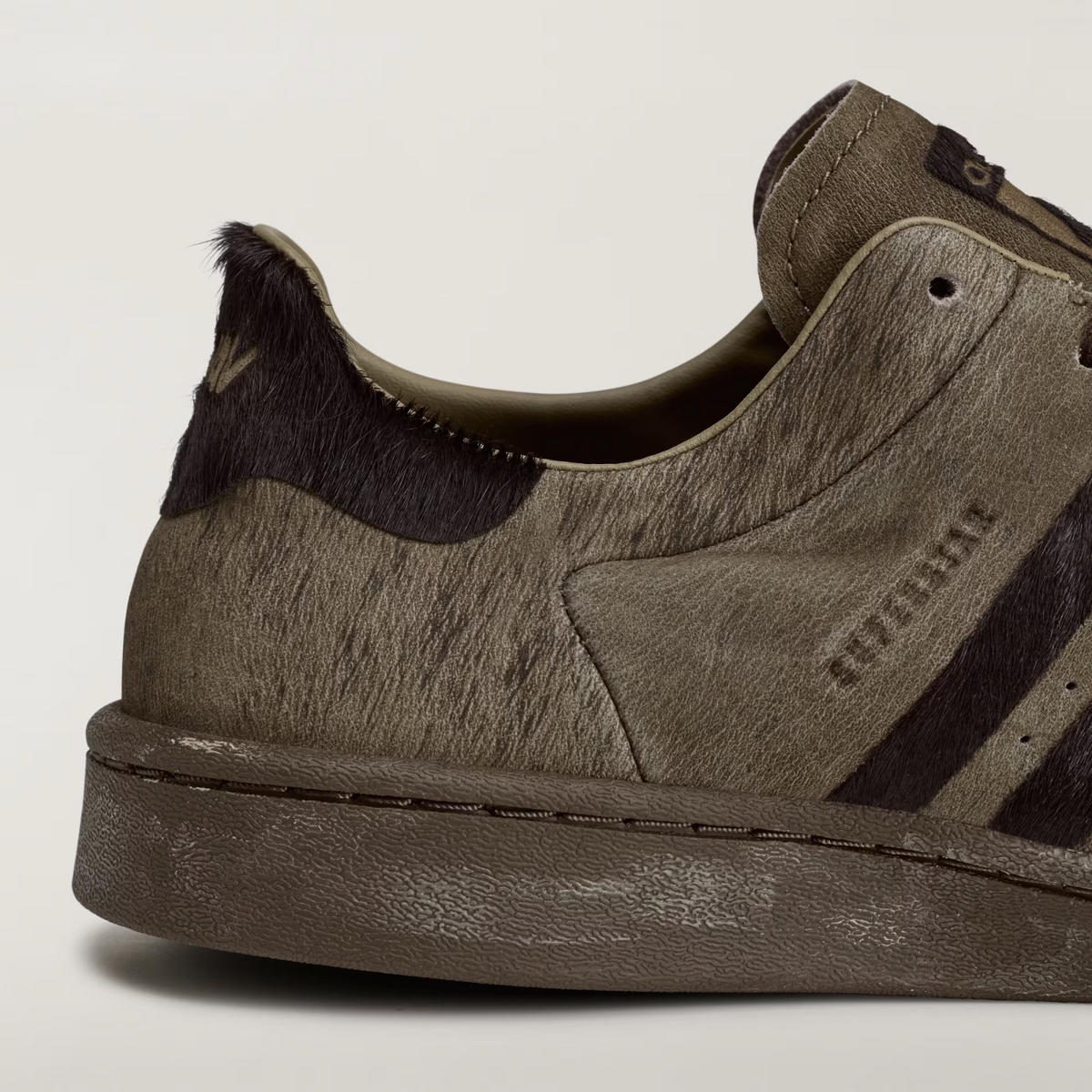 KK2724 Avavav adidas Super Star Dark Brown Supplier Colour (Women's)