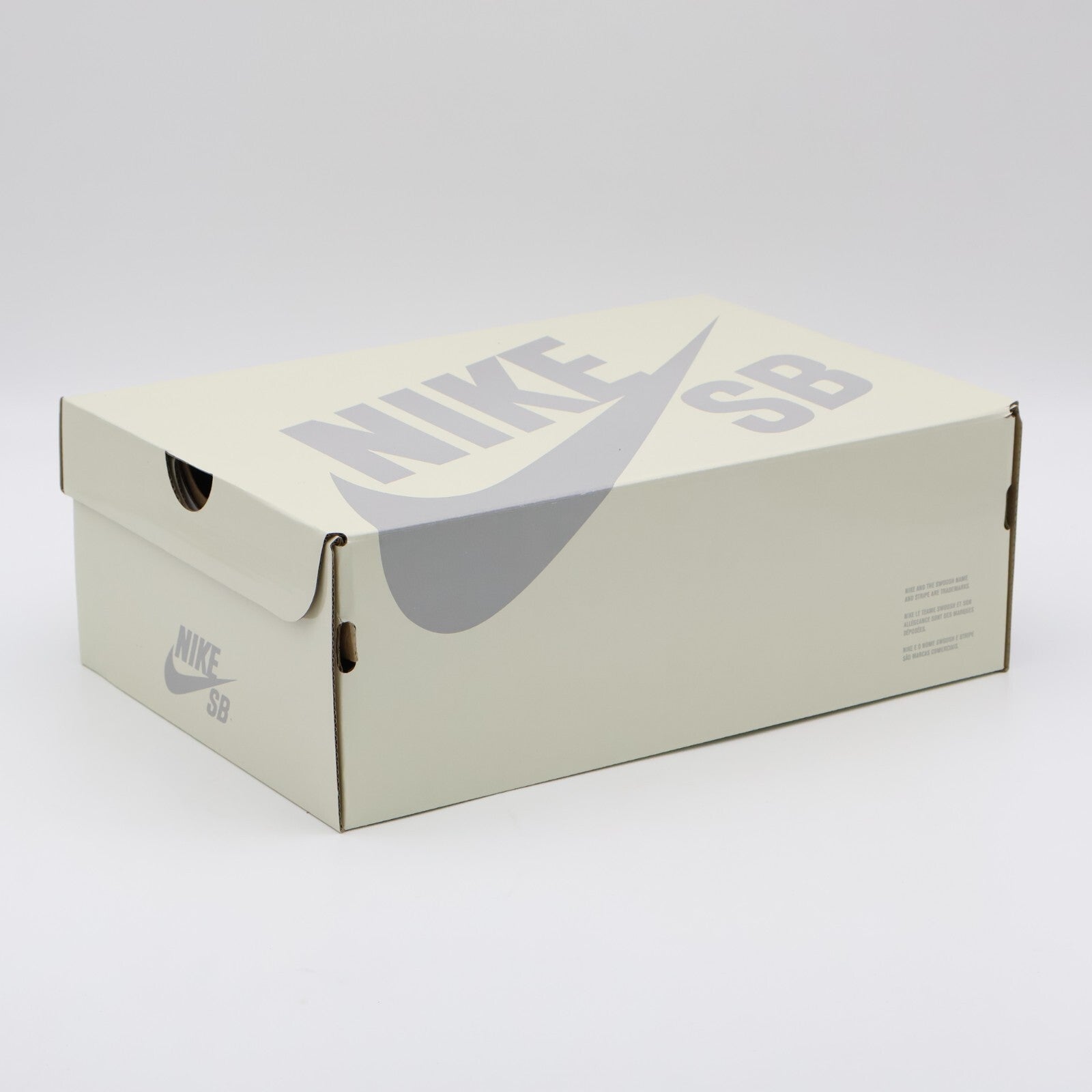 HJ3386-300 Alexis Sablone Nike SB Dunk Low Pro White and Pacific Moss (Men's)