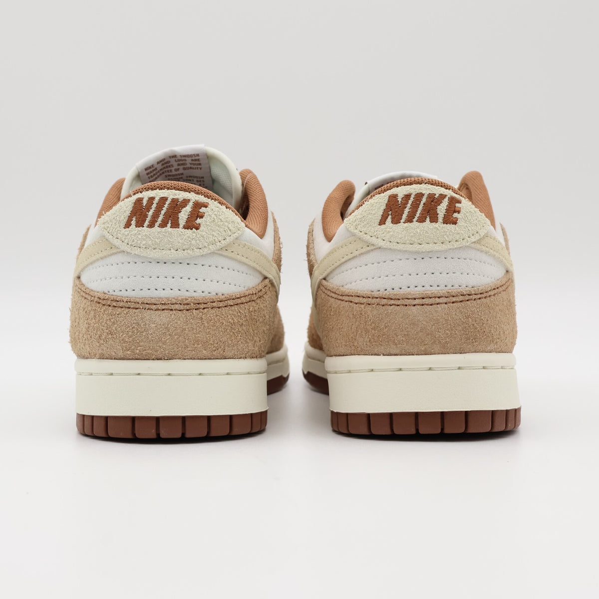 DD1390-100 Nike Dunk Low PRM Medium Curry (Men's)