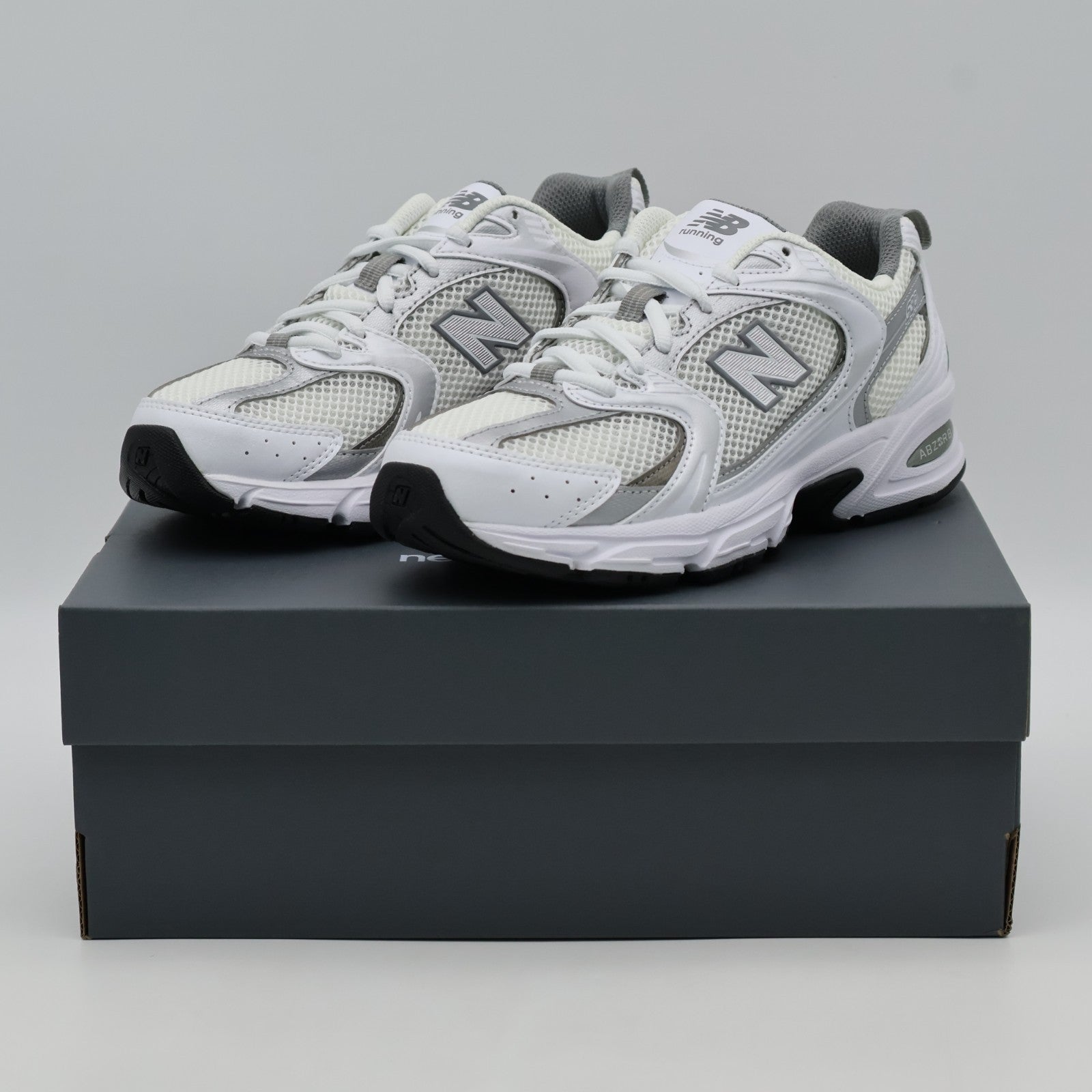 MR530AD New Balance 530 White (Men's)