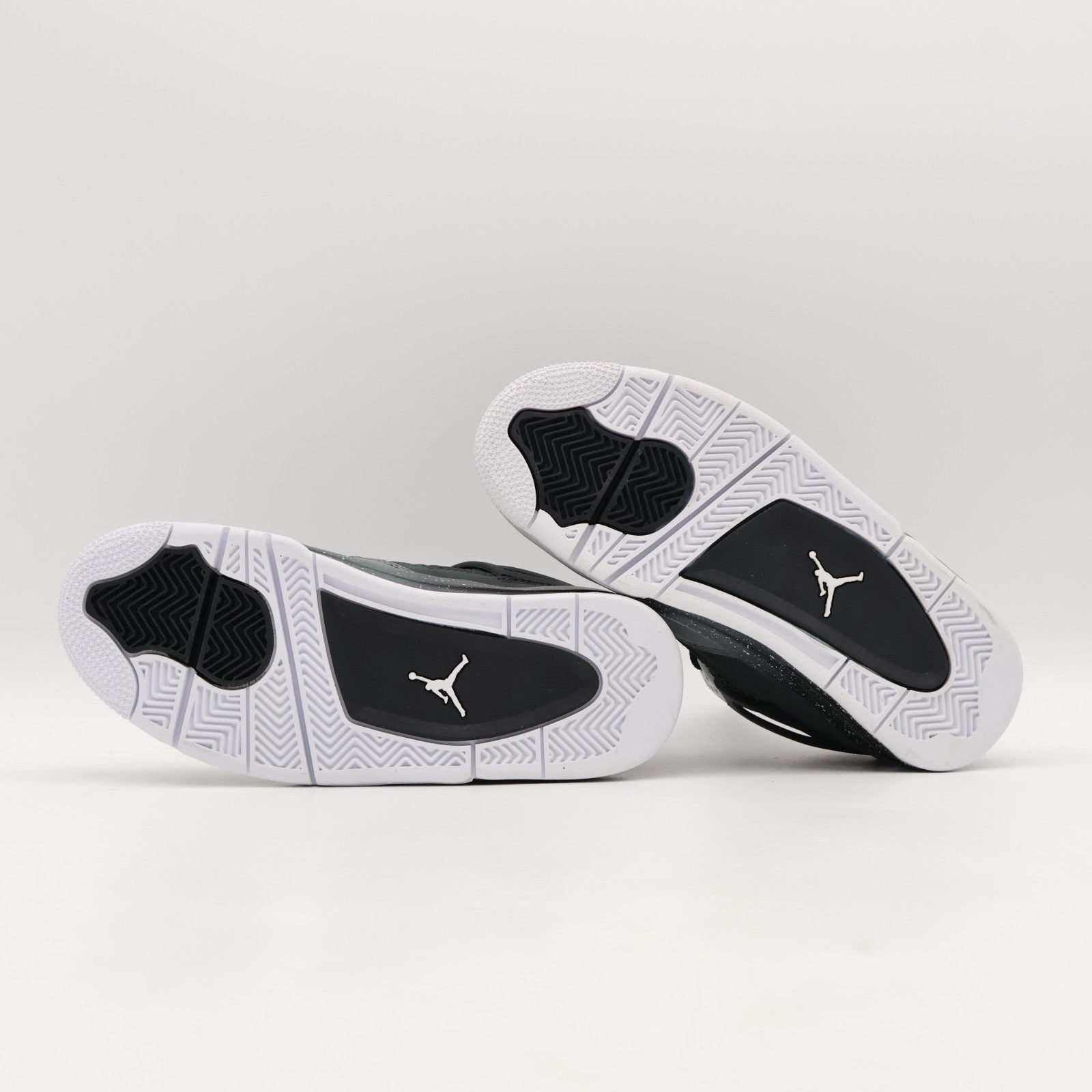 FQ8213-002 Nike GS Air Jordan 4 Retro Fear