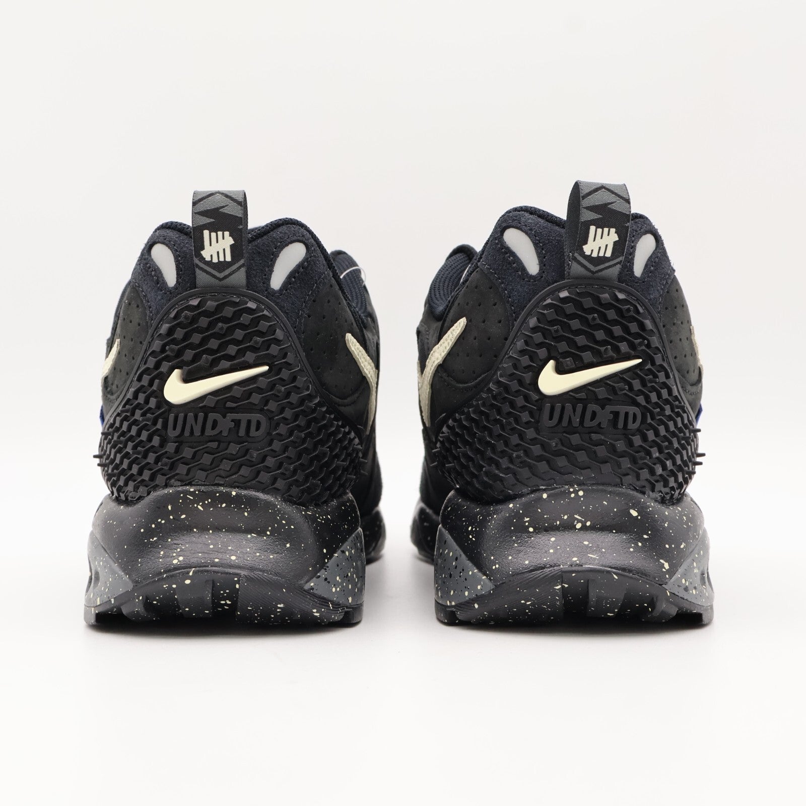 FN7546-002 UNDEFEATED Nike Air Terra Humara Black (Men's)