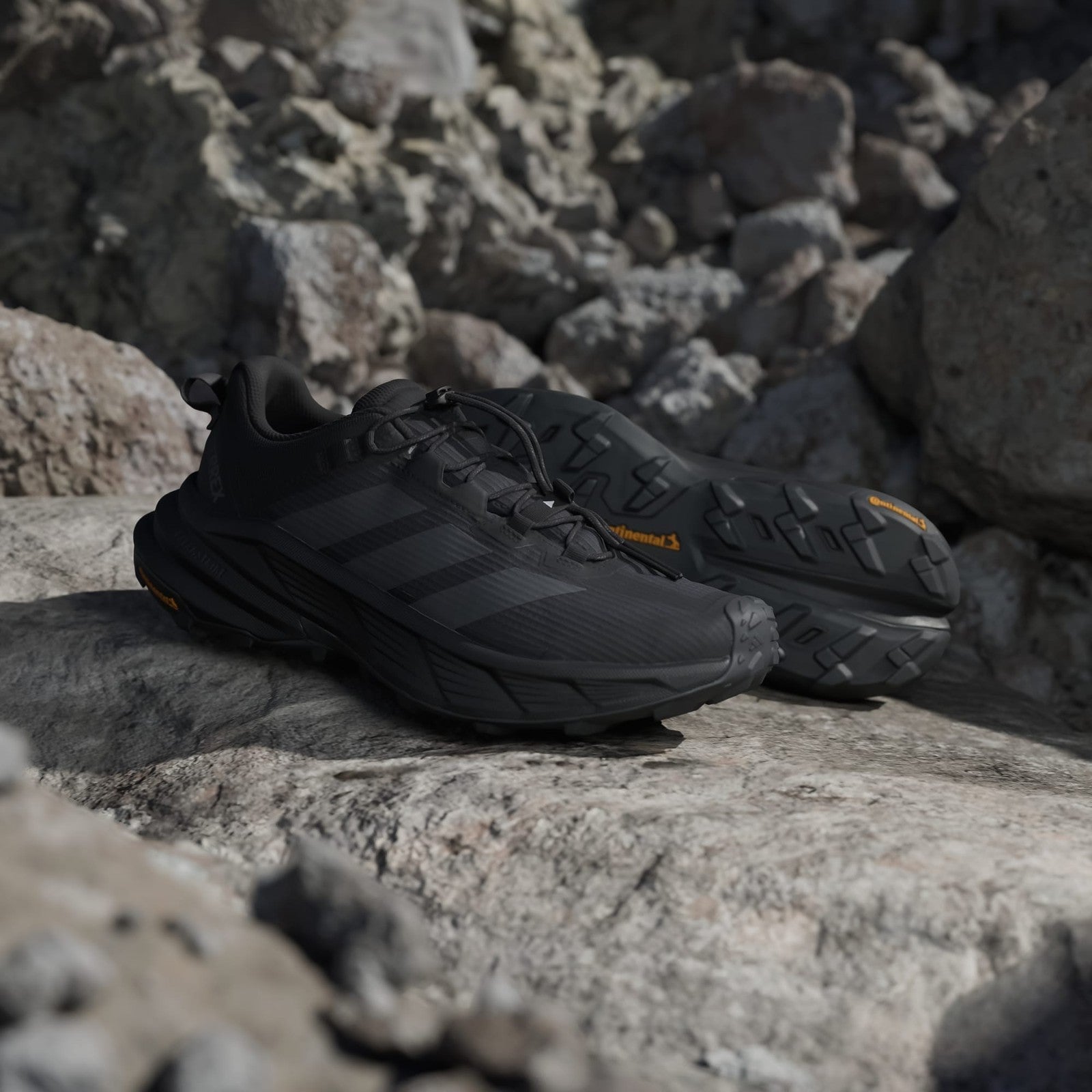 KJ4430 adidas Terrex Freehiker SL GORE-TEX Hiking Core Black/Grey Six (Men's)