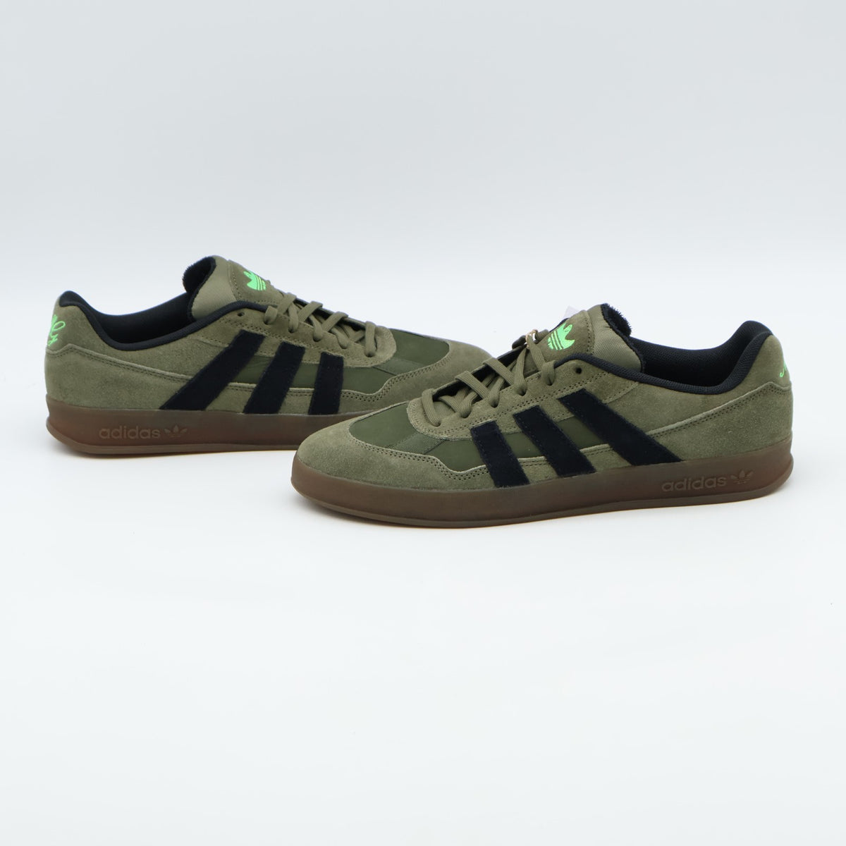 KJ0281 adidas Aloha Super (Men's)
