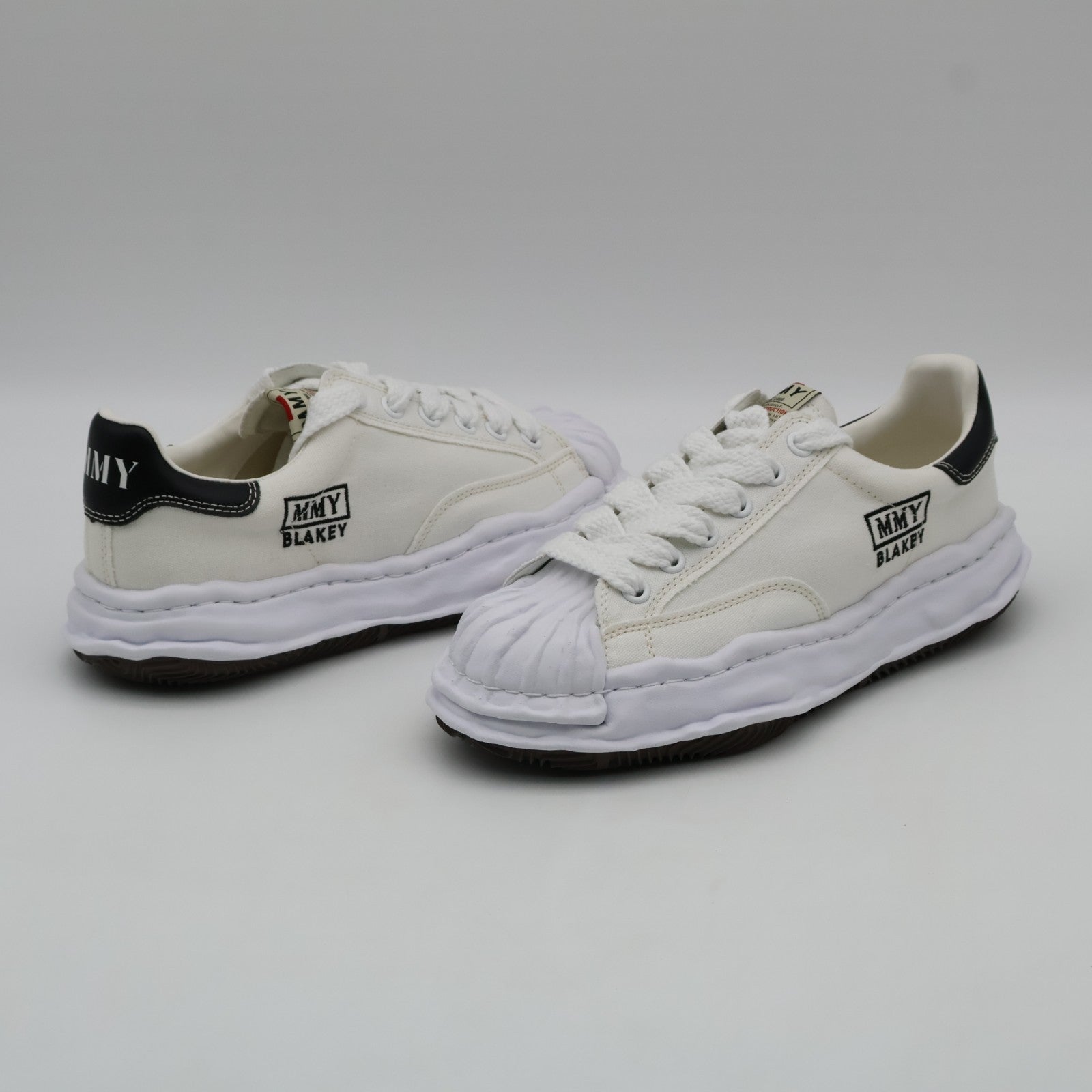 A08FW735-white Maison MIHARA YASUHIRO BLAKEY Original Sole Canvas Low (Men's)