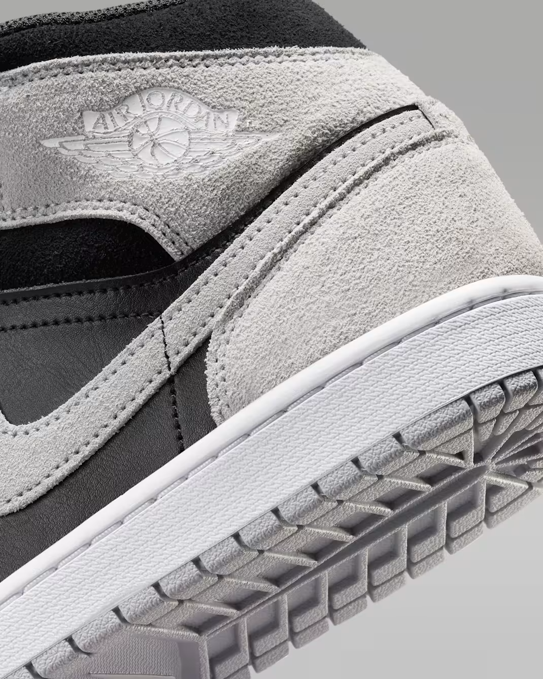 DQ8426-008 Nike Air Jordan 1 Mid "Smoke Grey/Black" (Men's)