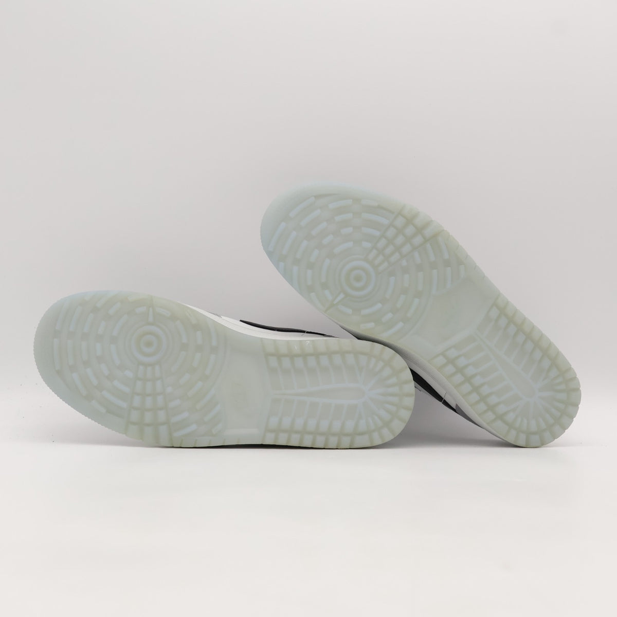 FJ1214-004 Nike Air Jordan 1 Mule Wolf Grey (Men's)