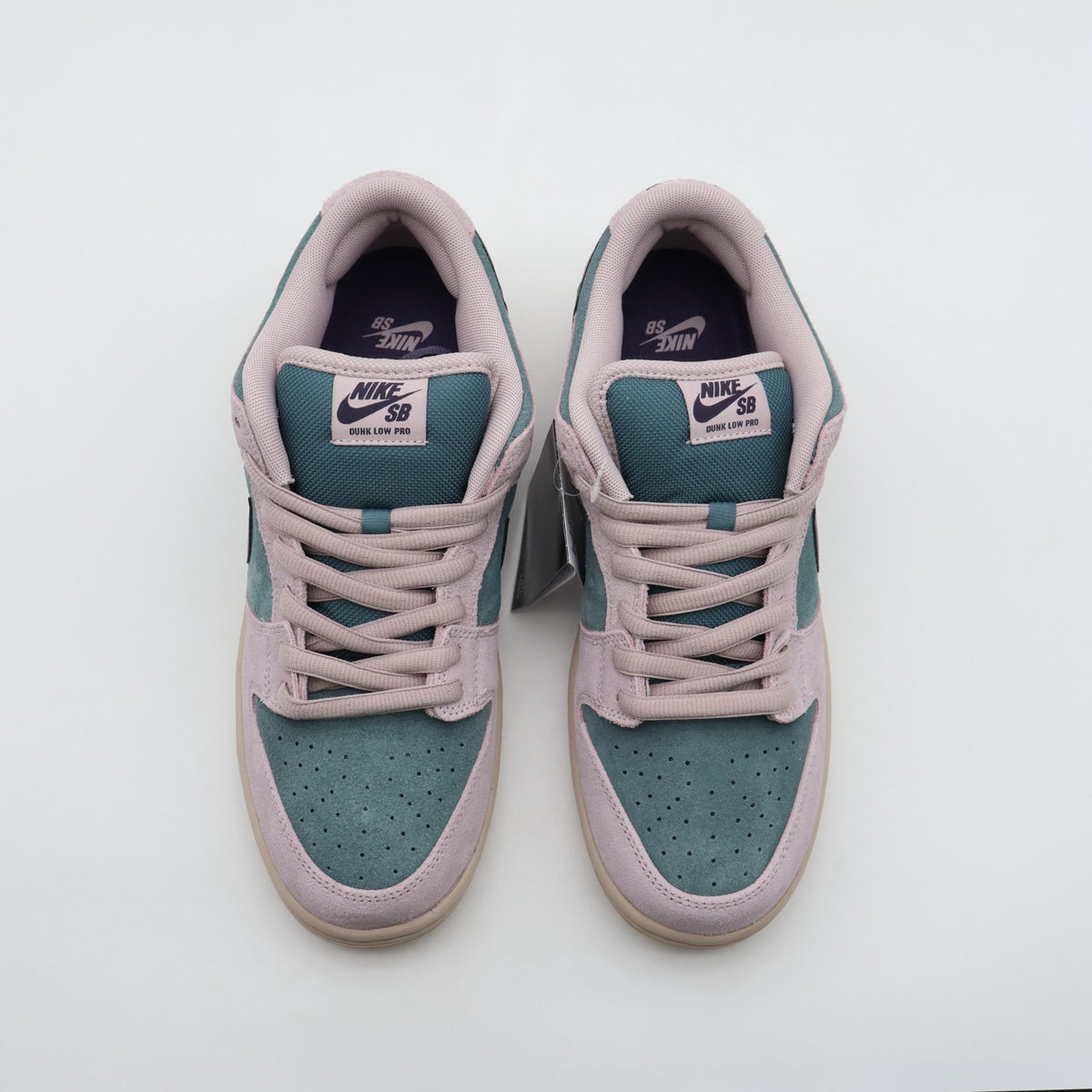 HQ1625-300 Nike SB Dunk Low Pro "Mineral Slate/Particle Rose"