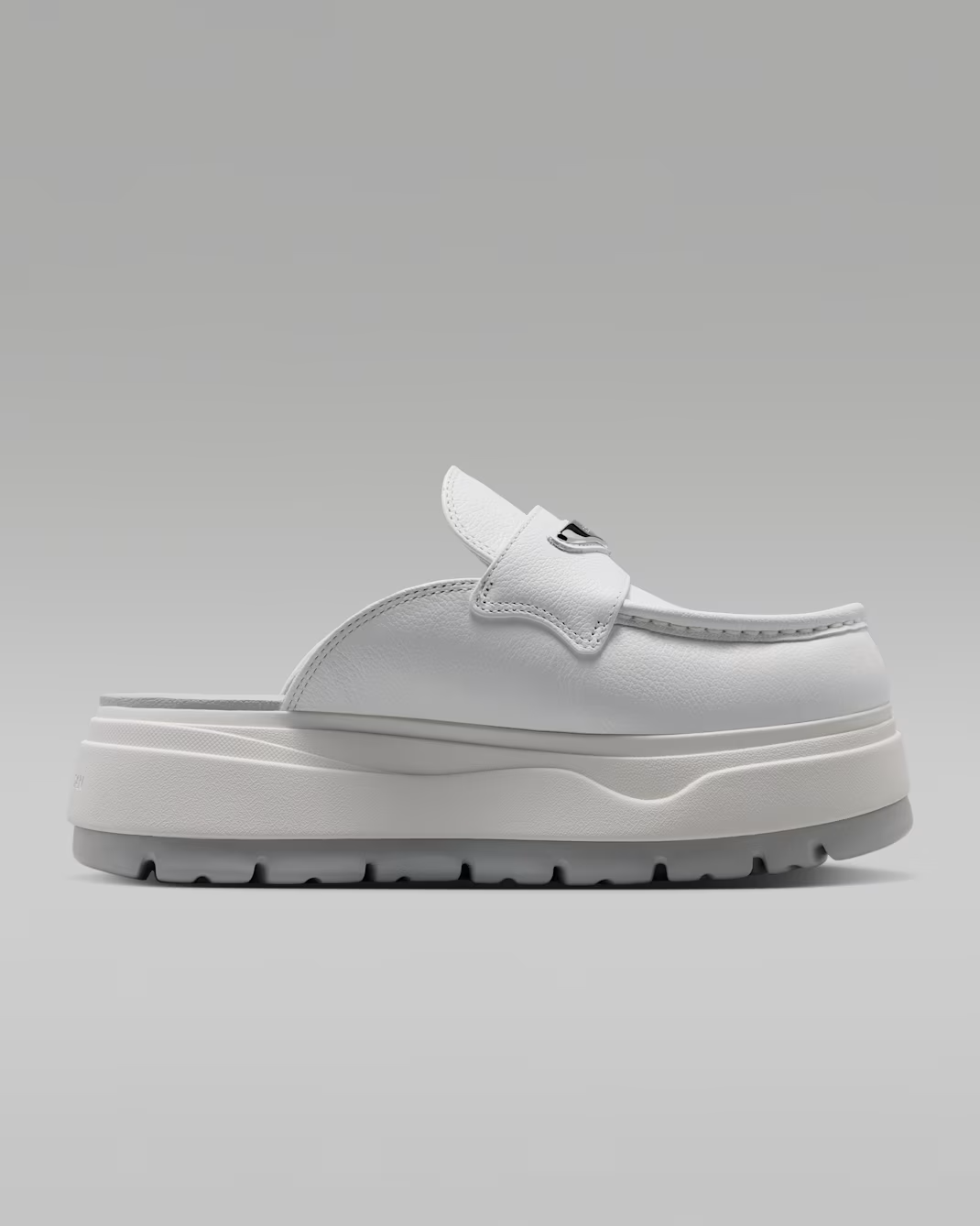 IW0766-121 Air Jordan Mule Shoes (Women's)