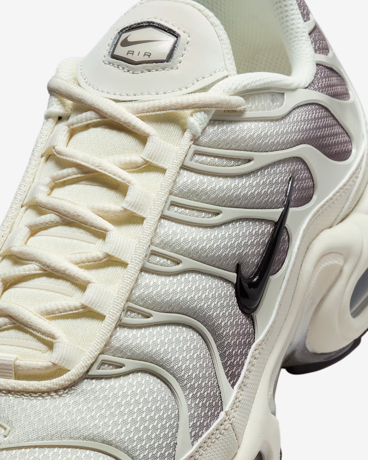 DM0032-106 Nike Air Max Plus Light Orewood Brown (Men's)