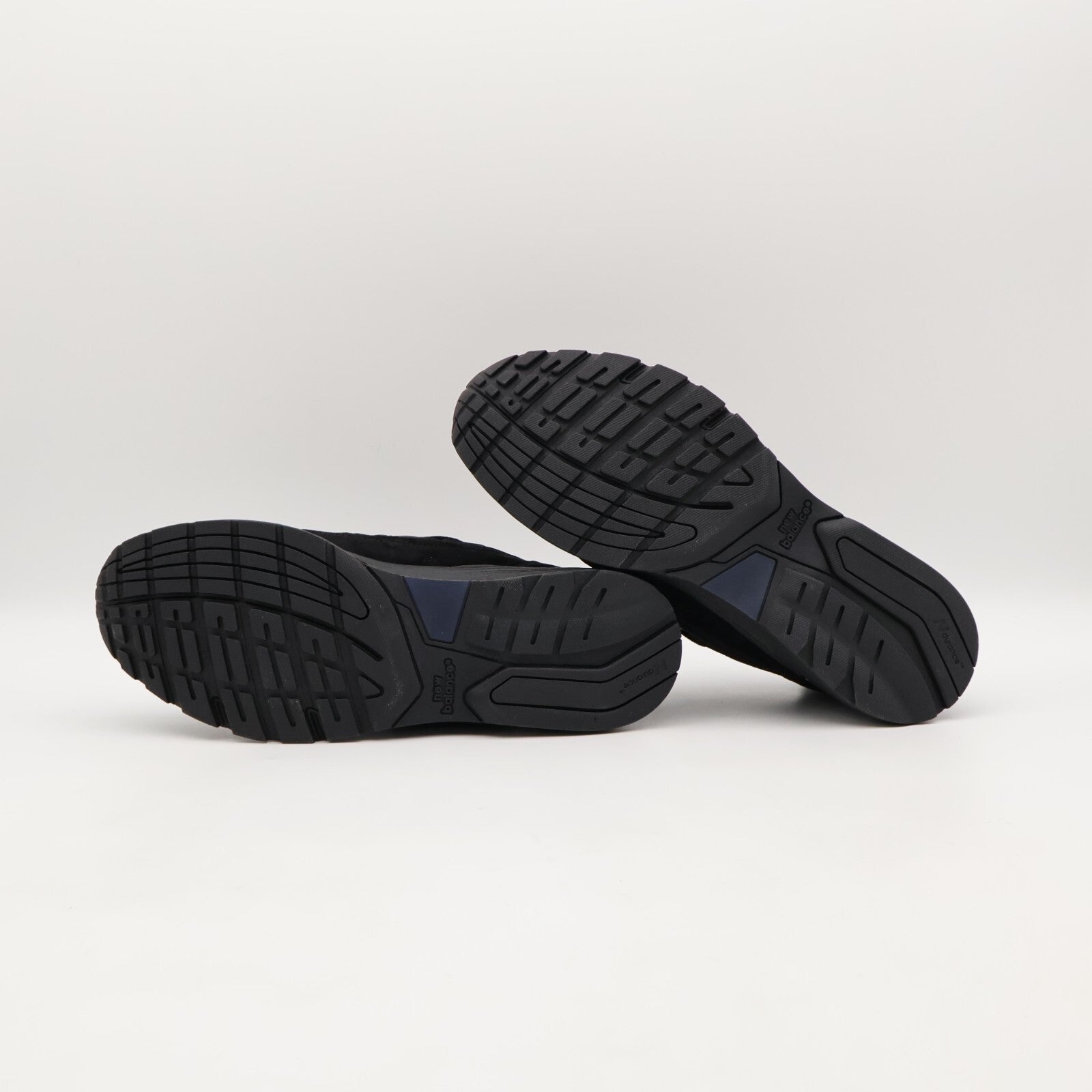 U992TB New Balance 992 Triple Black (2025) (Men's)