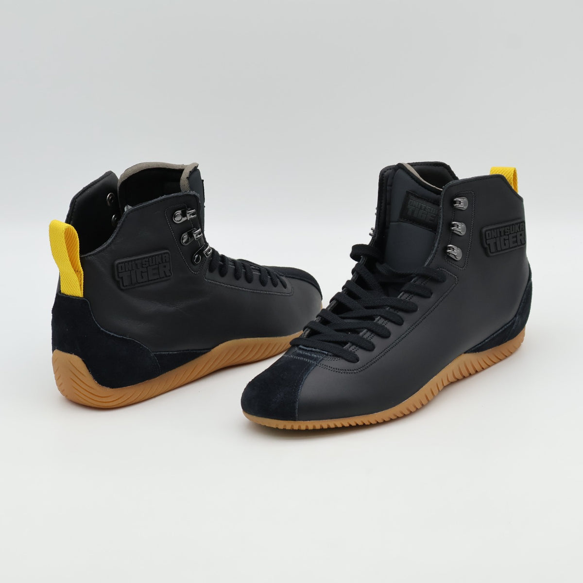 1183C324-001 Onitsuka Tiger Wrestlia MT Black (Men's)