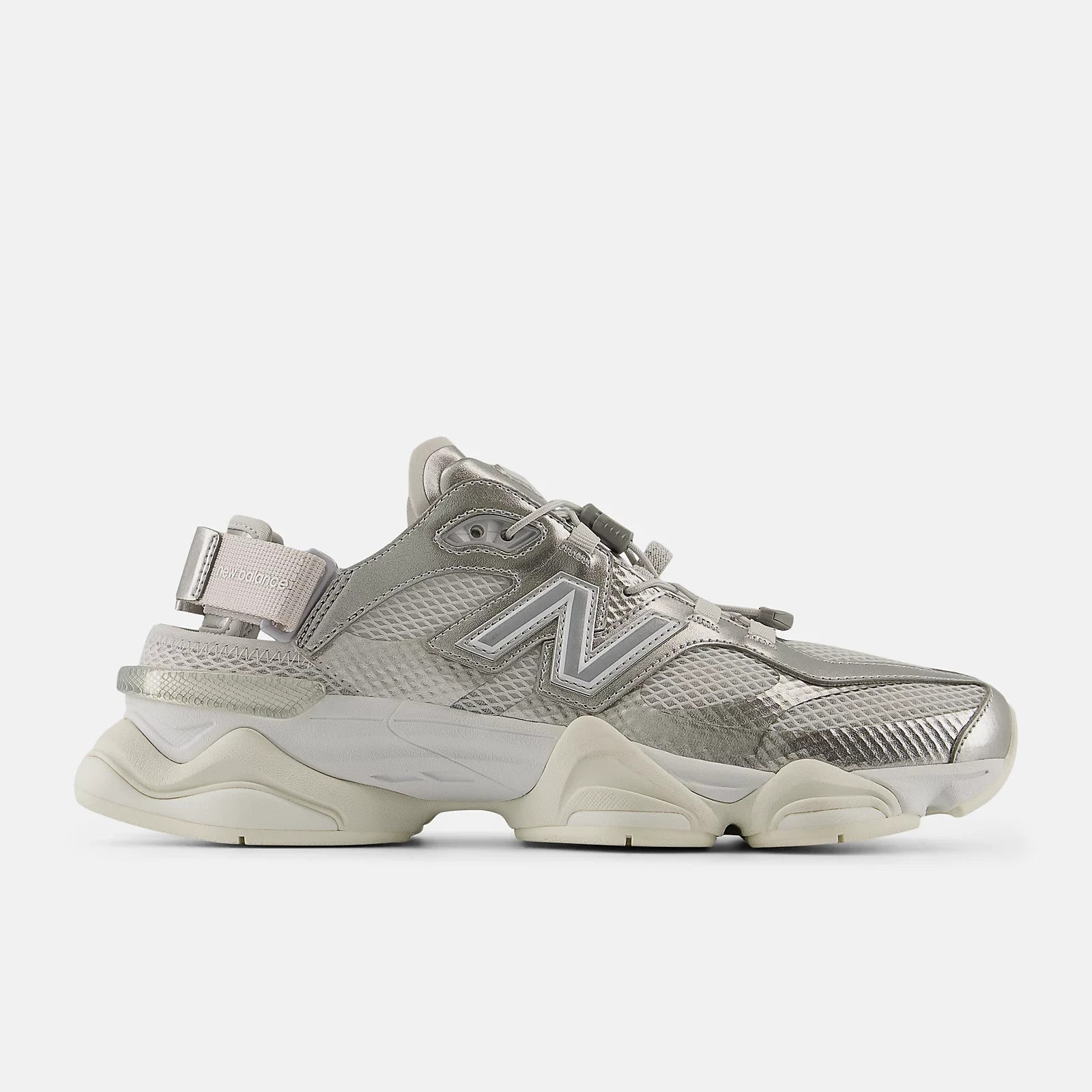 U90605FL New Balance 9060 "Silver Metallic/Sea Salt"