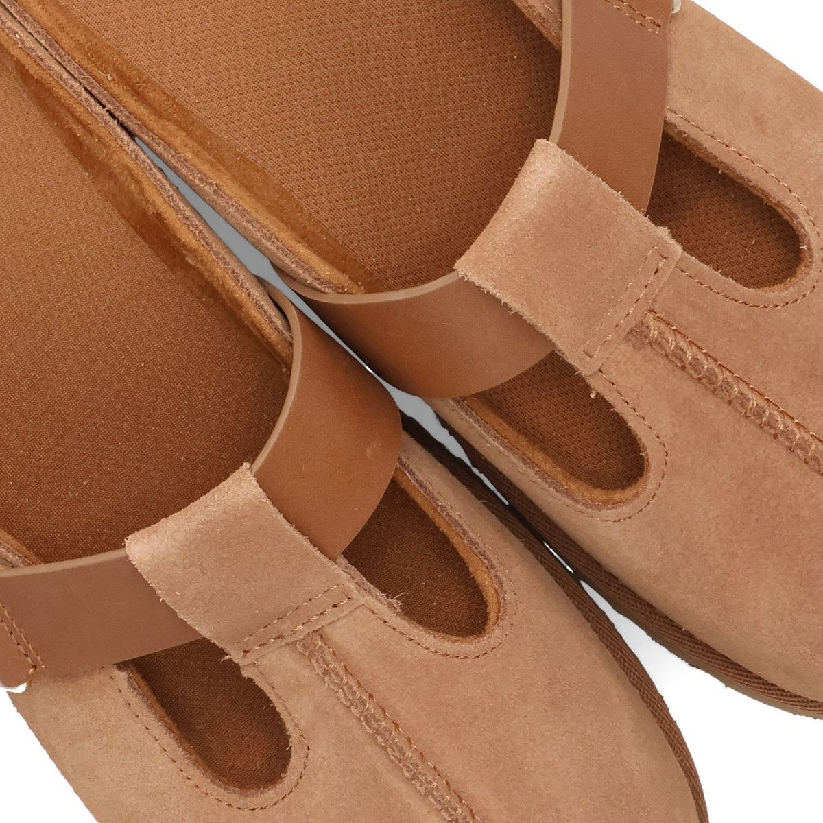 1167550-CHE UGG Goldenstar Hi Clog Chestnut (Women's)