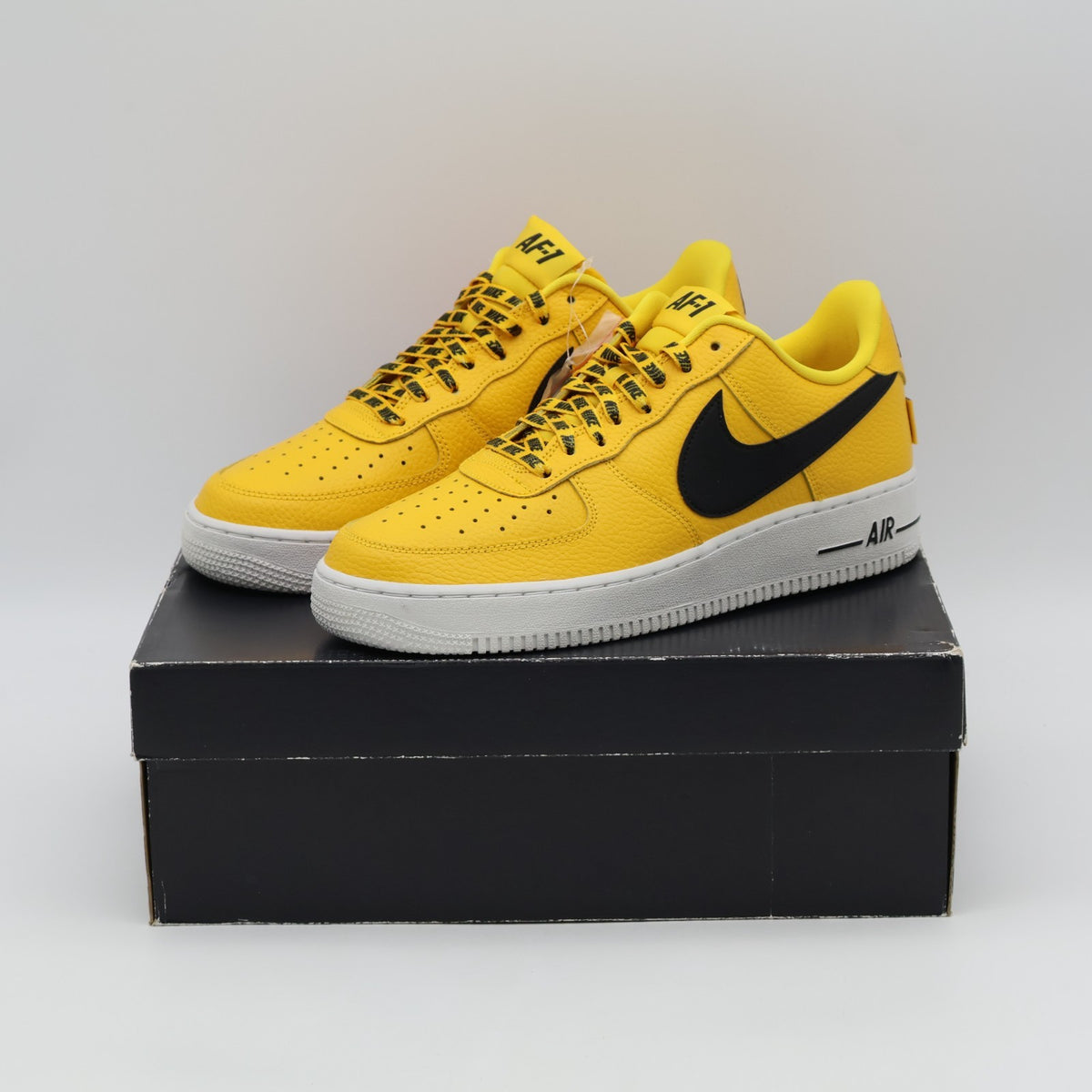 823511-701 Nike Air Force 1 Low "NBA Amarillo" (Men's)