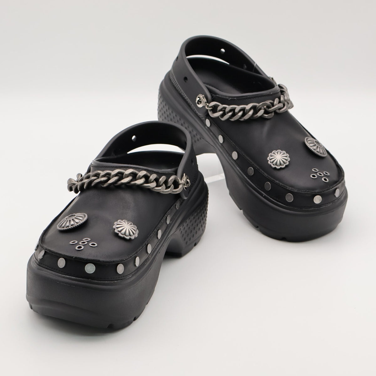 210688-001 crocs Stomp Embellished Clog Black