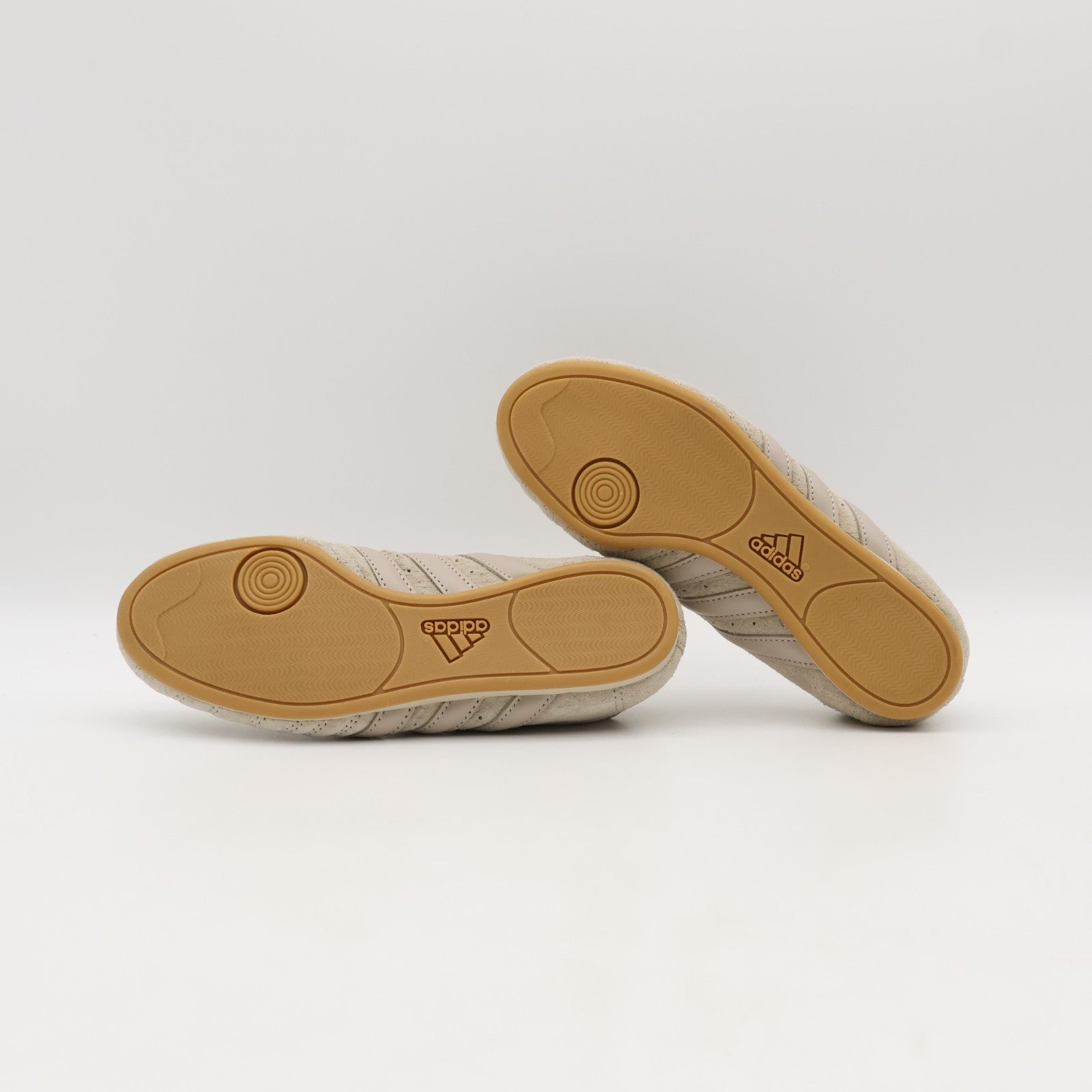 JQ4278 adidas Originals Women's Taekwondo Beige (BILLYâS Excluisive) (Women's)