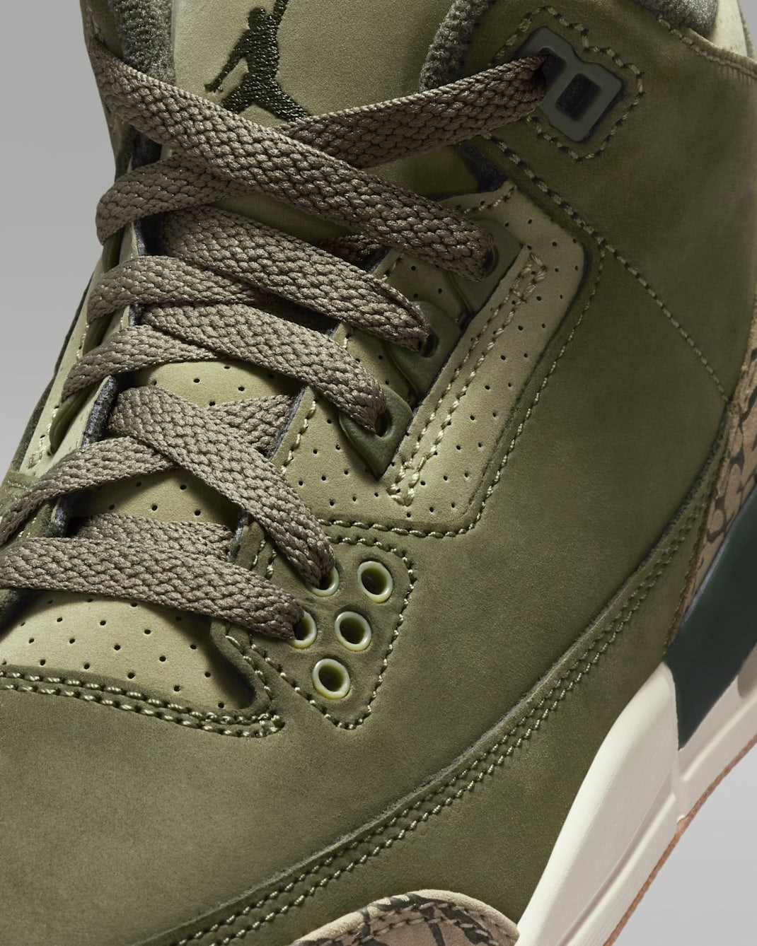 DM0967-202 Nike GS Air Jordan 3 Family Affair