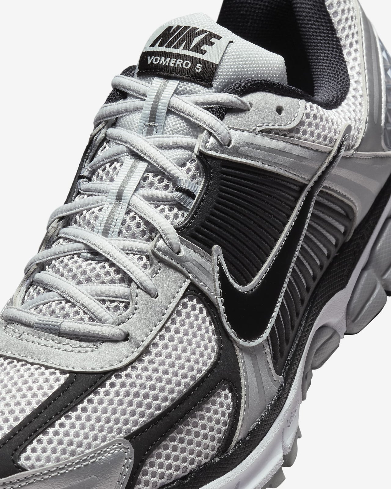 FJ4151-004 Nike Zoom Vomero 5 Metallic Silver Pure Platinum White Black (Men's)