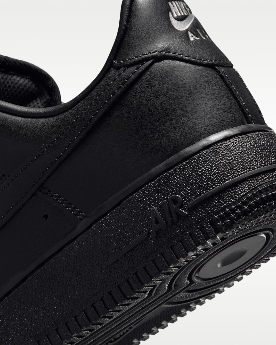 IO3124-001 Nike  Air Force 1 Low Triple Black (Women's)