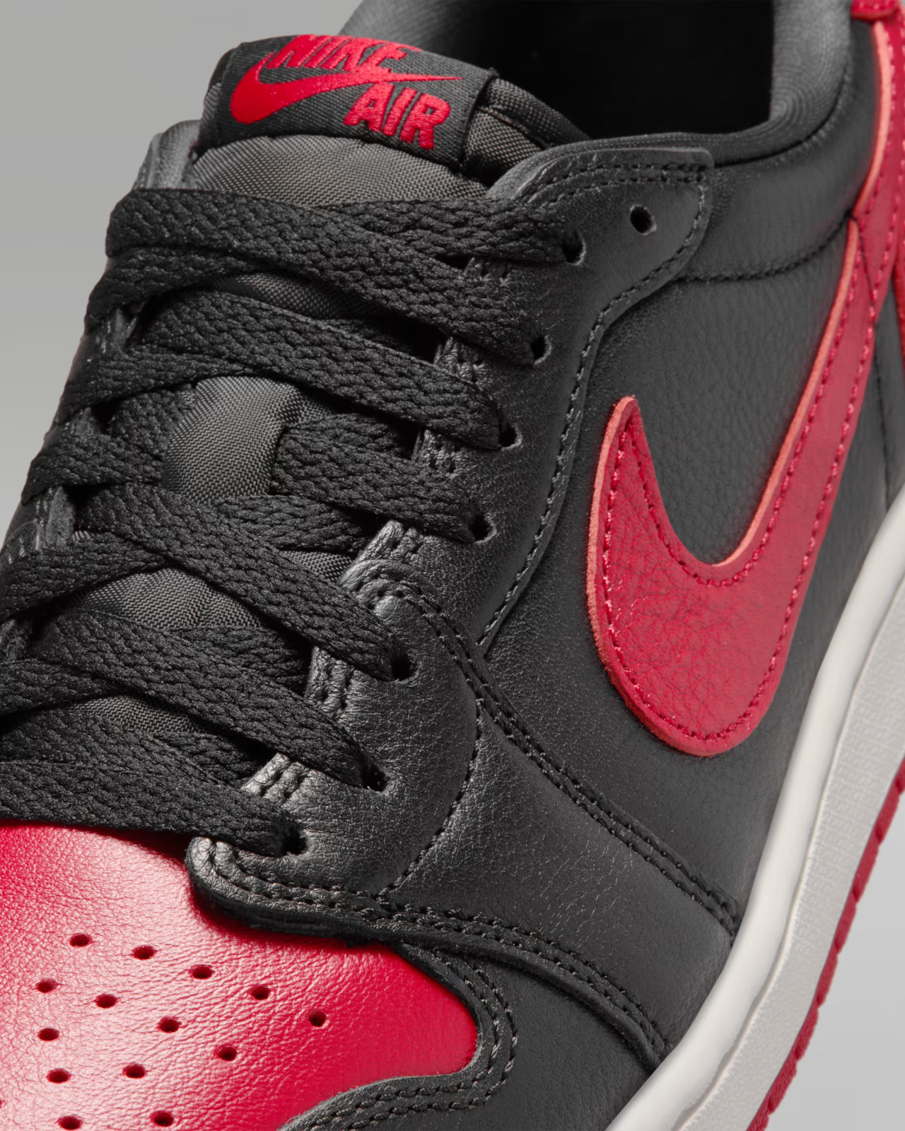 IW6276-001 Nike Air Jordan 1 Retro Low OG "Banned" (Men's)