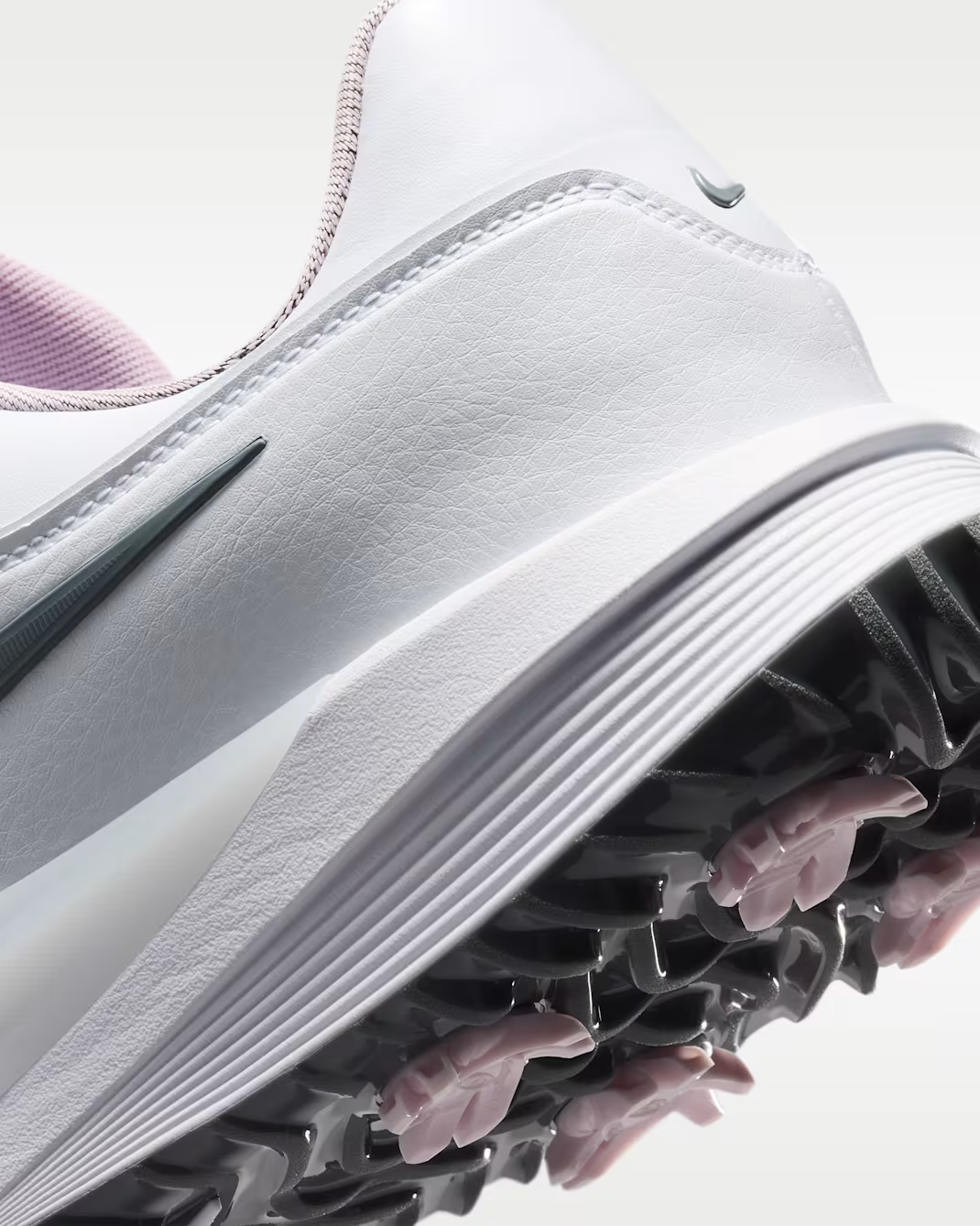 FZ7611-106 Nike Victory Pro 4 White Bleached Lilac (Men's)