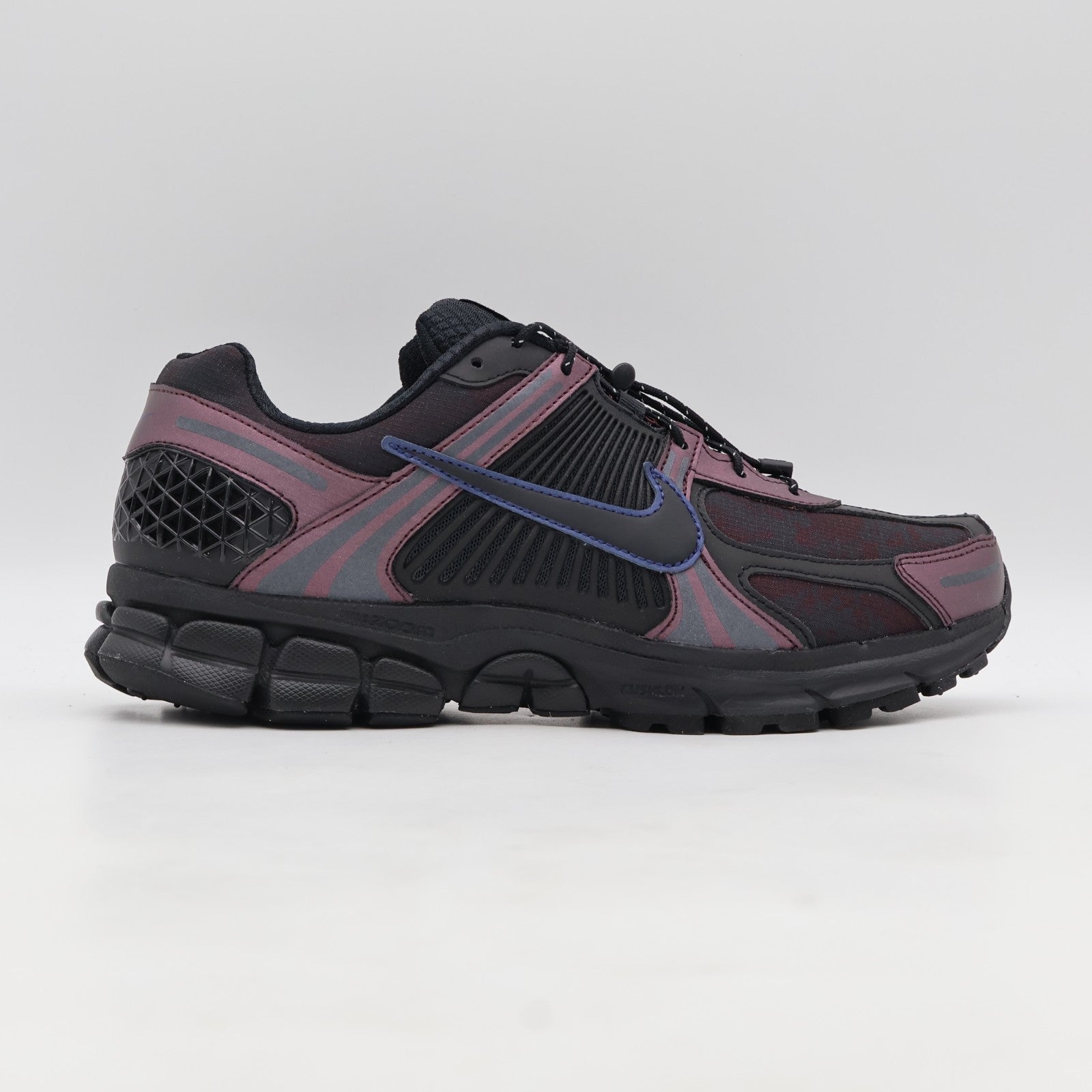 HQ4052-600 Nike Zoom Vomero 5 Burgundy Crush Midnight Navy Black (Women's)