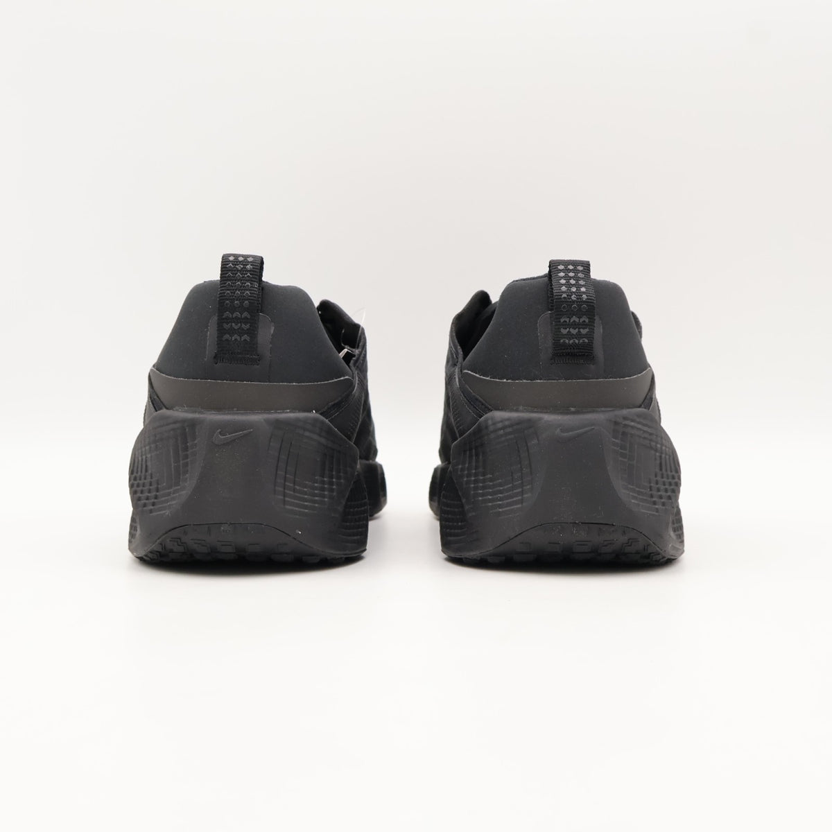 DX4215-005 Nike Ava Rover Triple Black Anthracite (Men's)