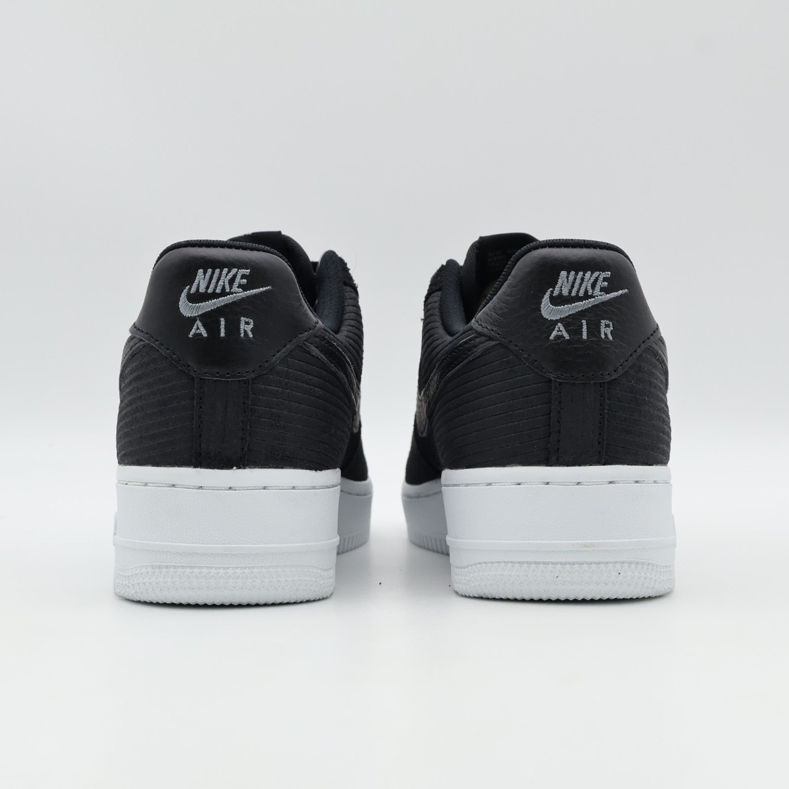 IM6533-002 Nike Air Force 1 Low Black White (Women's)